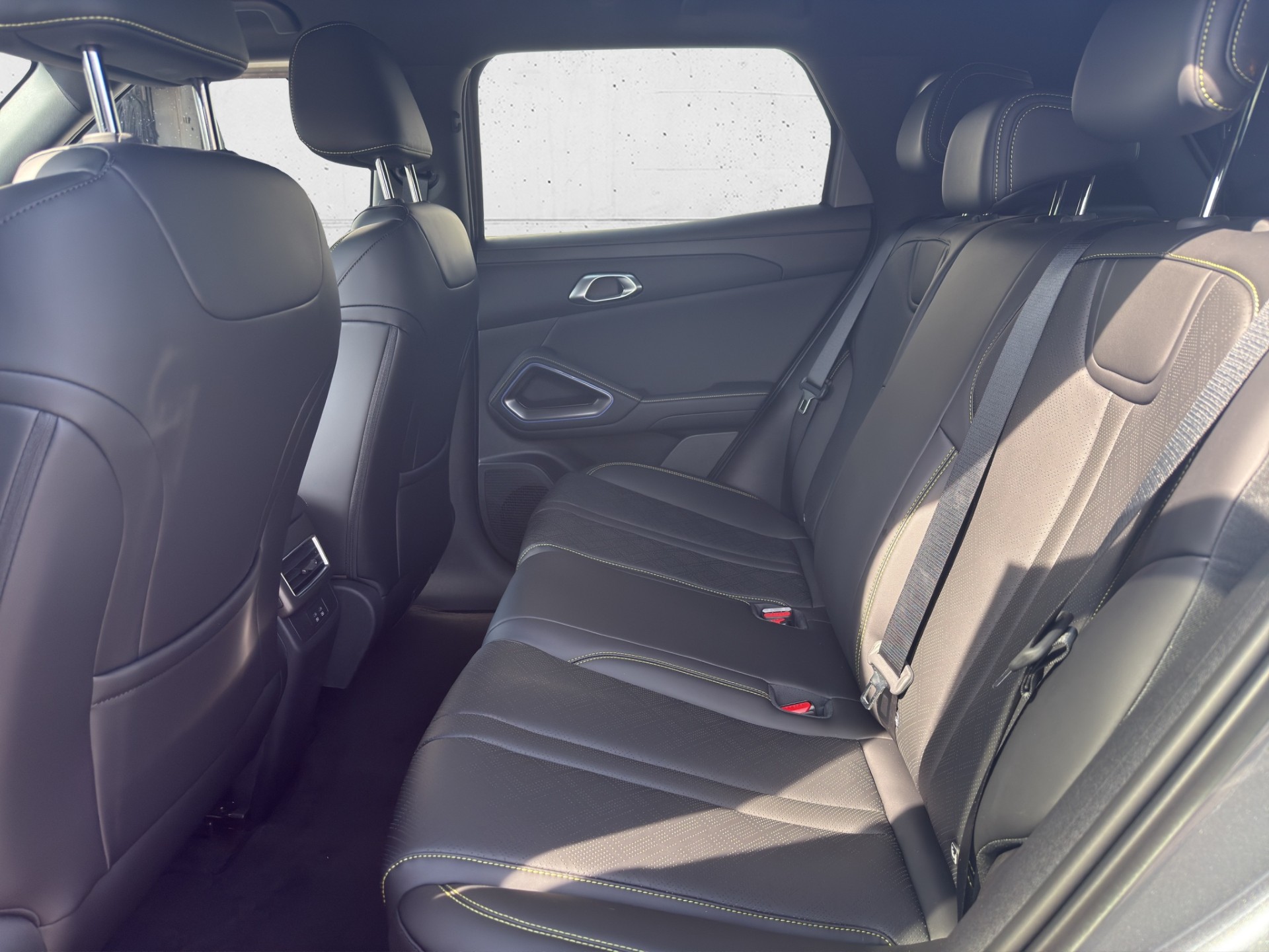 BYD Atto 2 DM-i Boost-image-12