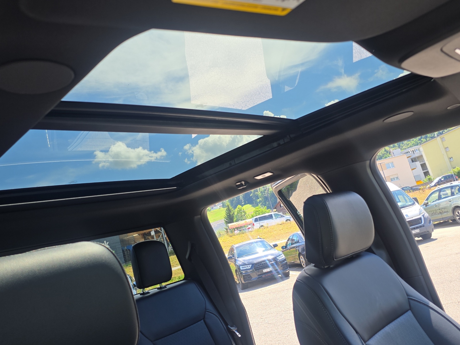 FORD F-150 Lariat-image-17