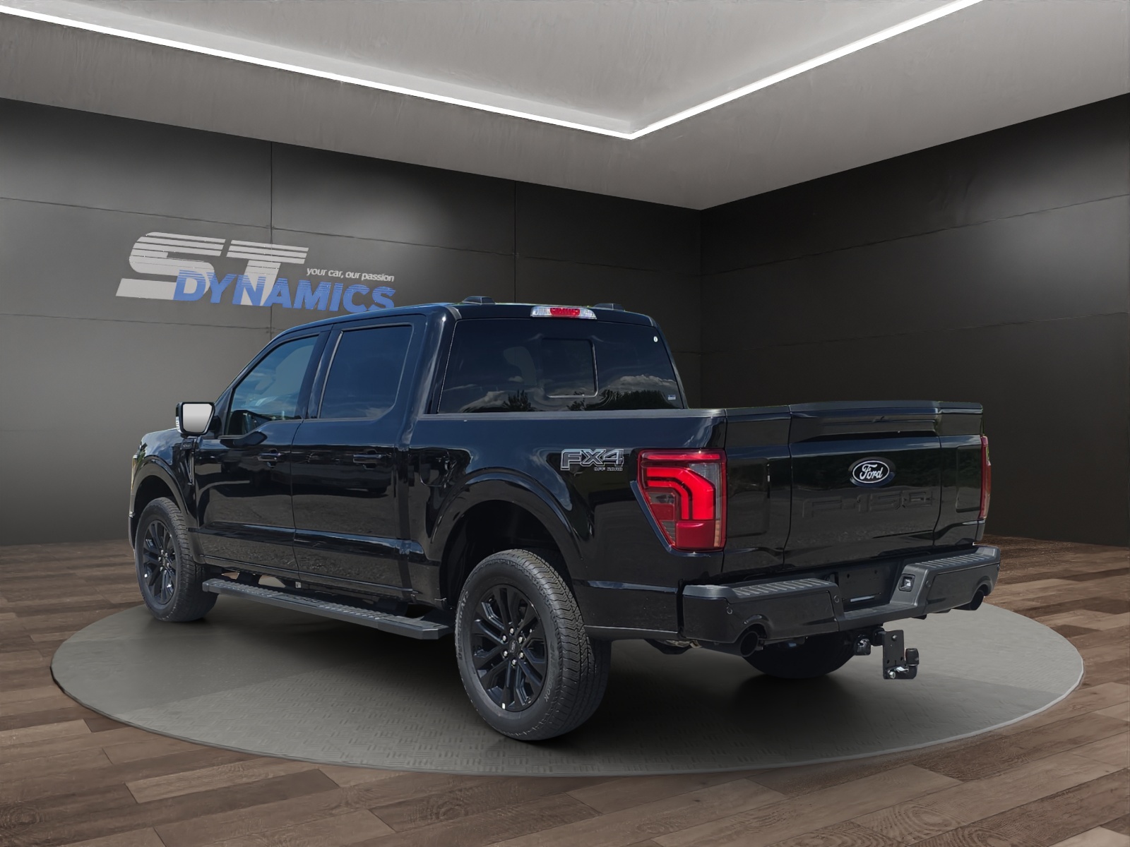 FORD F-150 Lariat-showroom-element-3