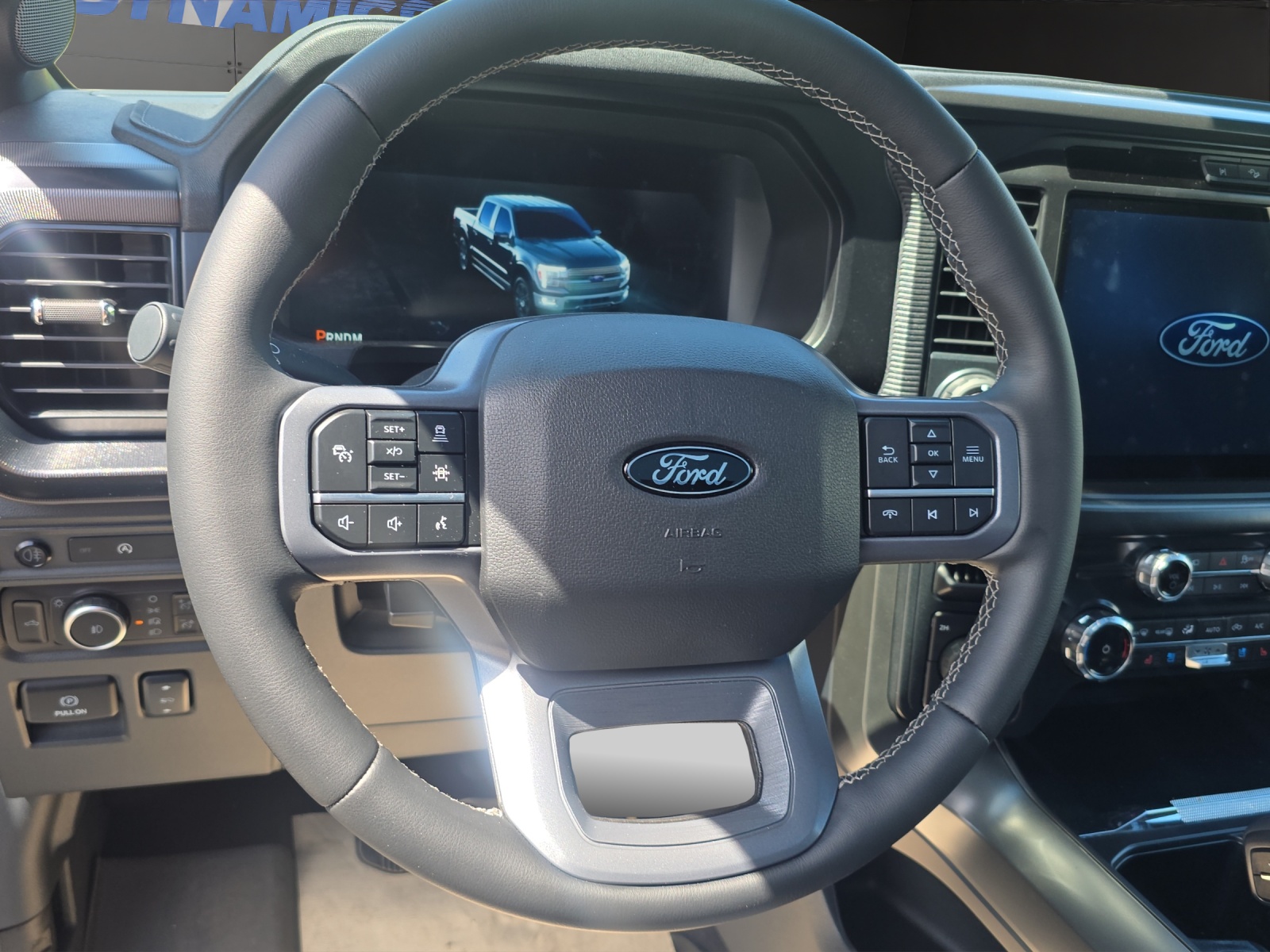 FORD F-150 Lariat-image-11