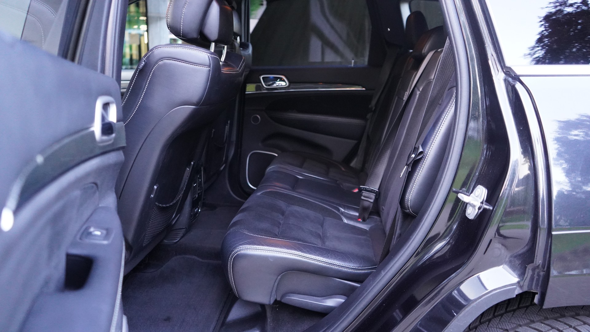 JEEP Grand Cherokee 6.4 V8 HEMI SRT8 Automatic-image-11