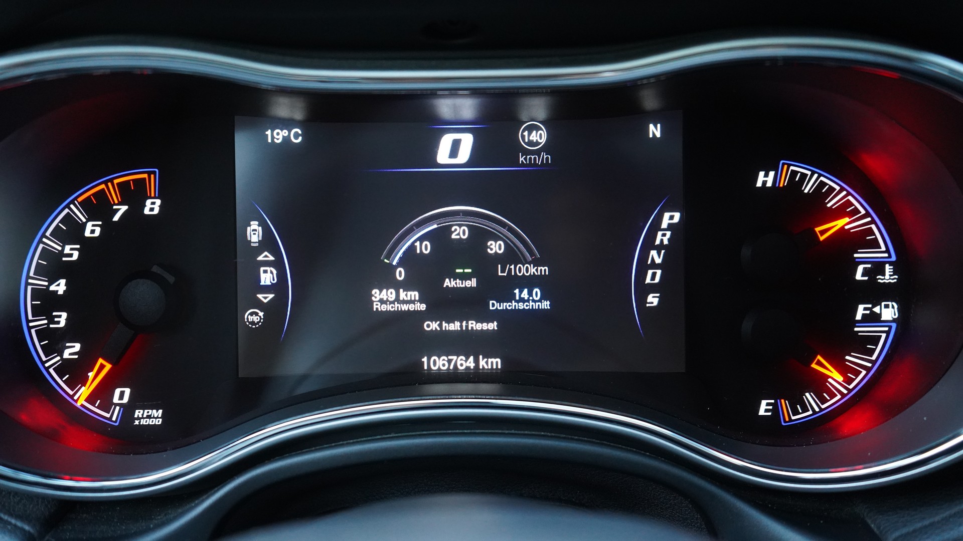 JEEP Grand Cherokee 6.4 V8 HEMI SRT8 Automatic-image-8