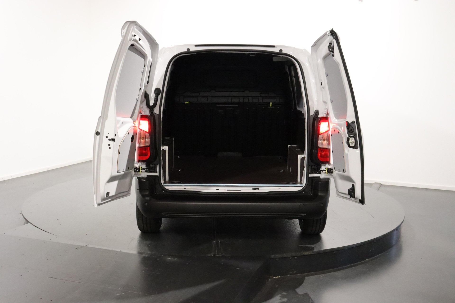 CITROEN Berlingo M 1.2 PureTech 110 S/S-image-4