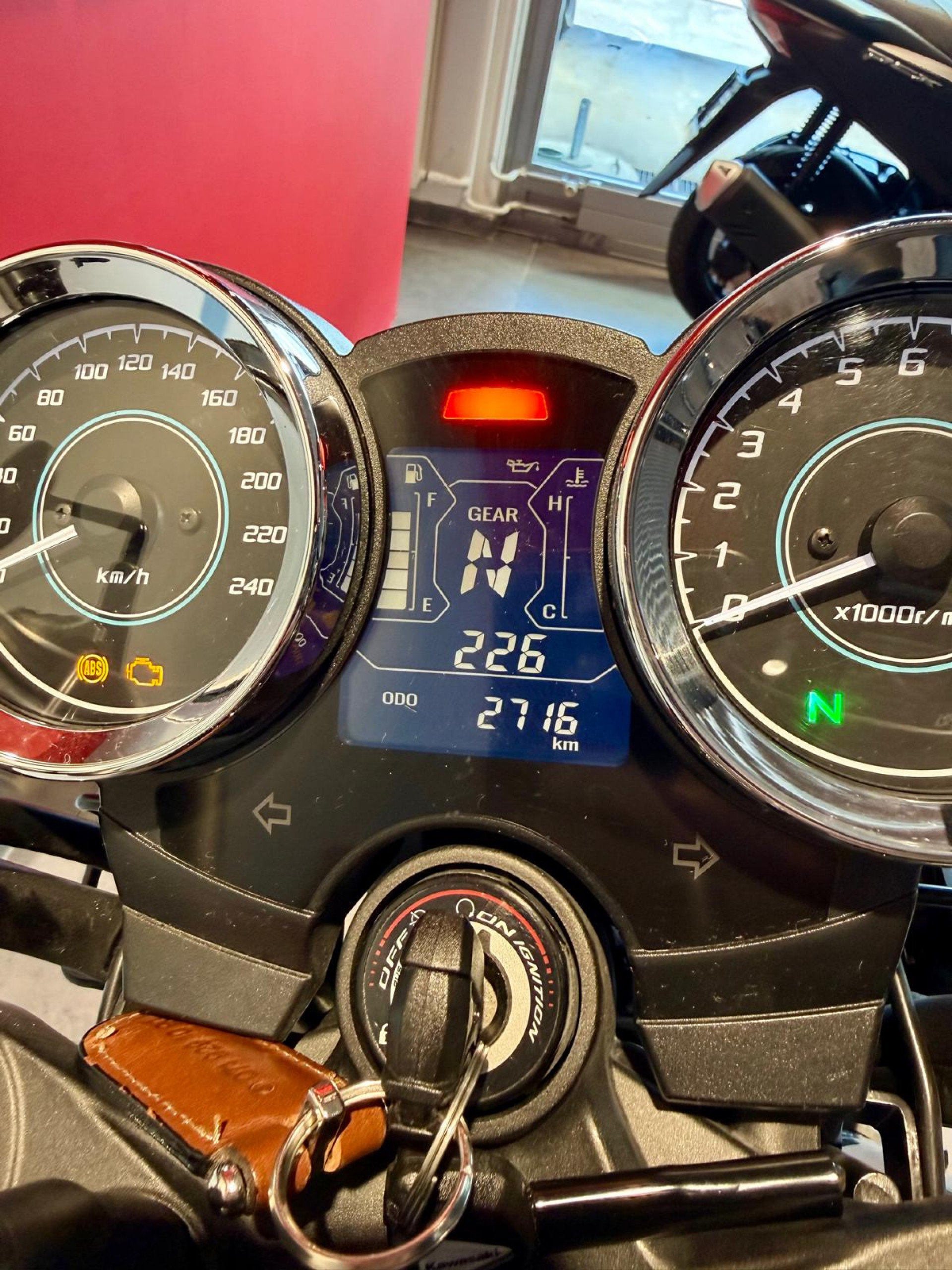 KAWASAKI Z 650 RS-image-3