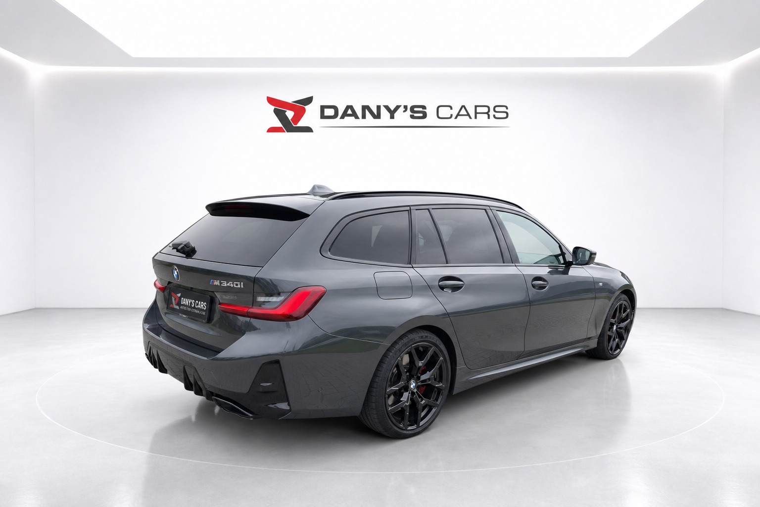 BMW M340i xDrive 48V Touring Steptronic M Sport Pro Individual-showroom-element-3