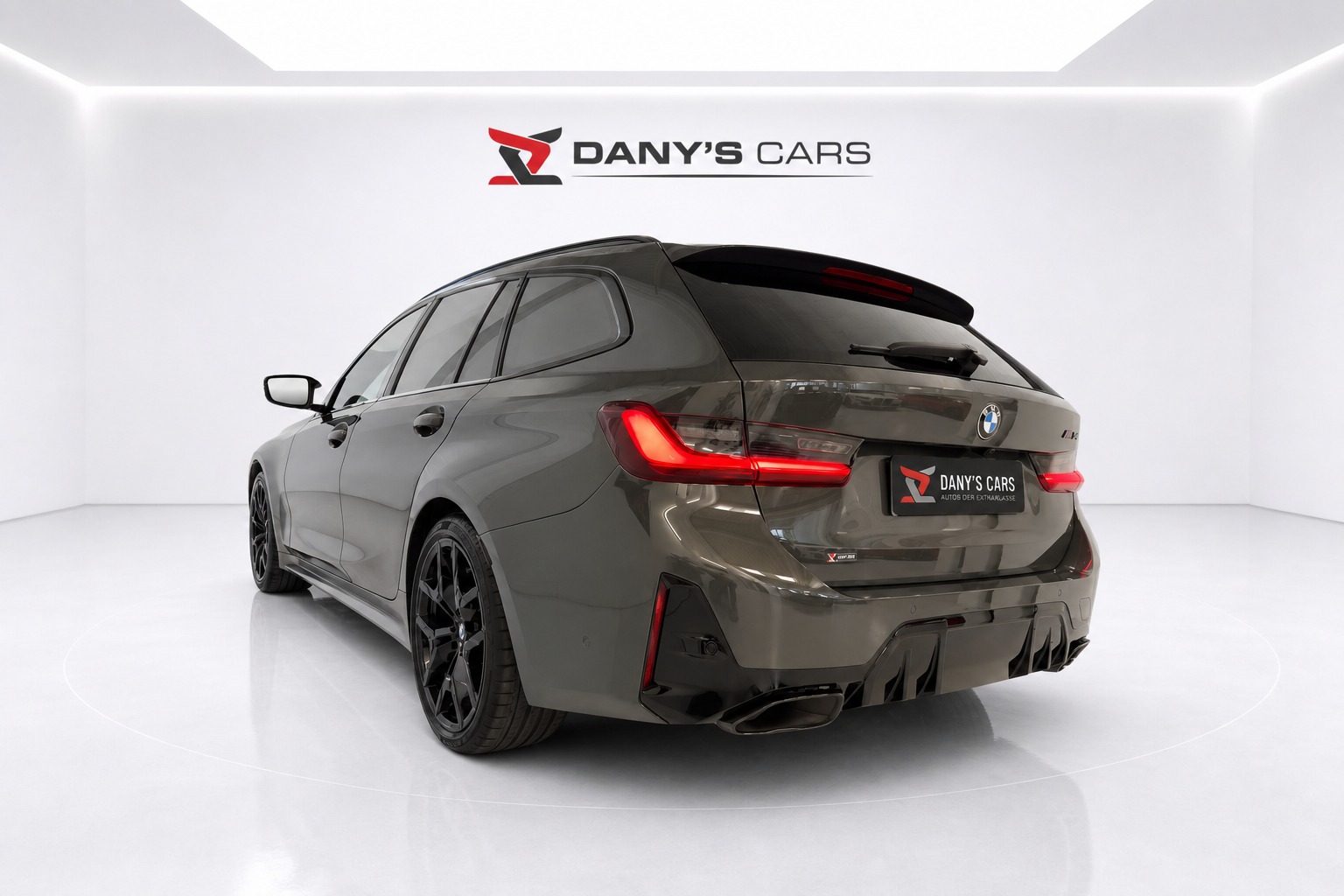 BMW M340i xDrive 48V Touring Steptronic M Sport Pro Individual-image-6