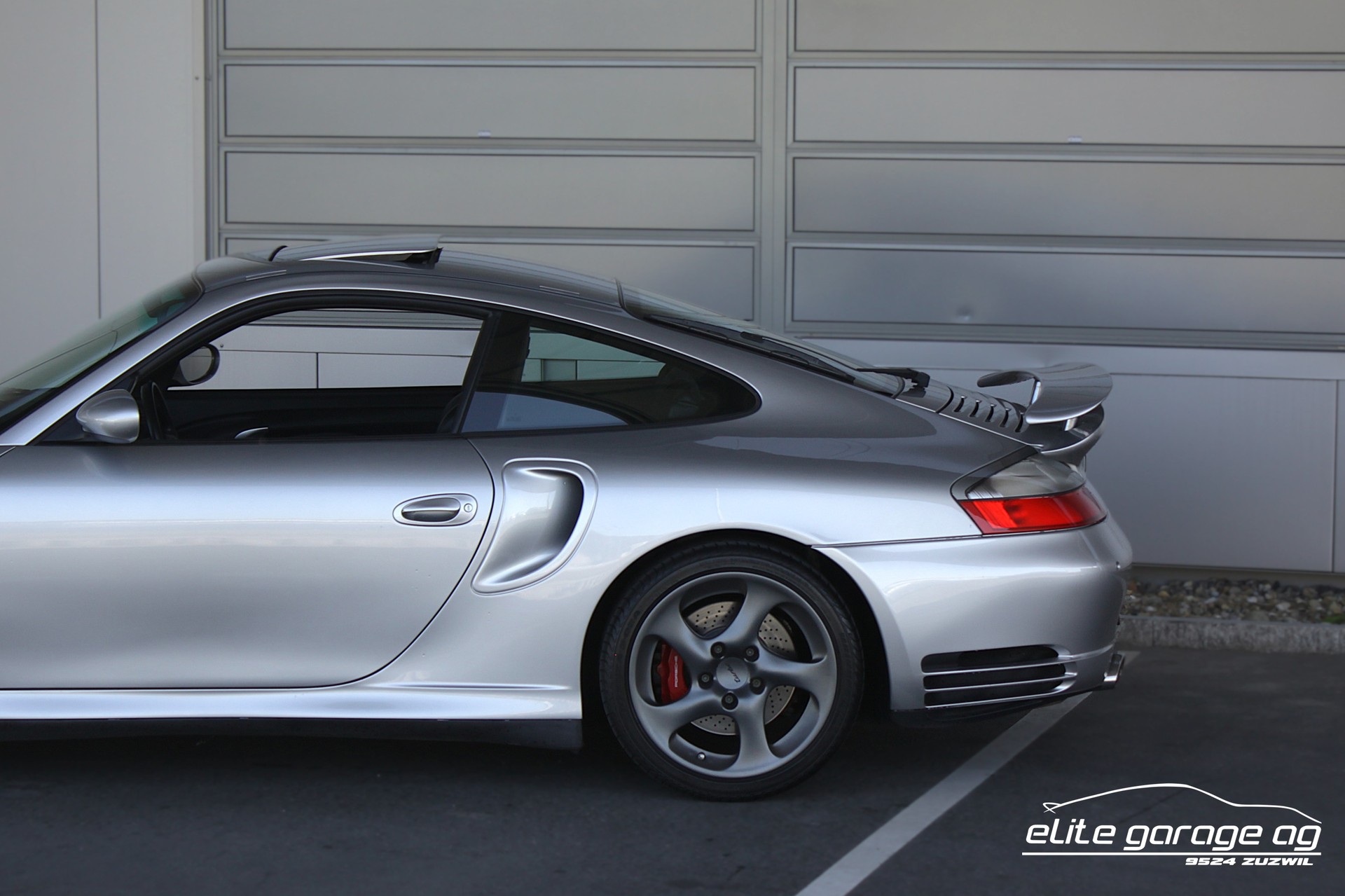 PORSCHE 911 Turbo Handschalter-image-11