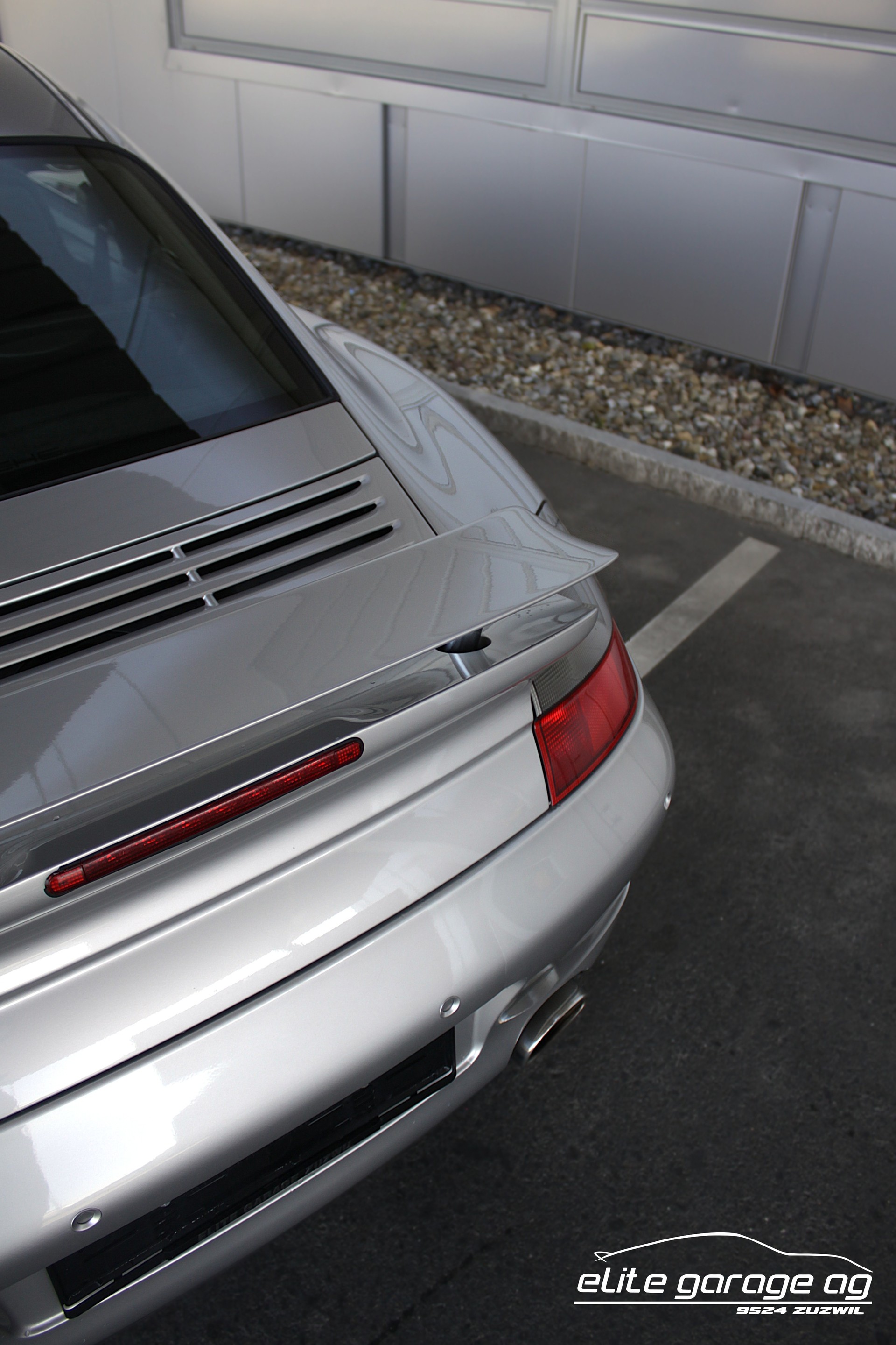 PORSCHE 911 Turbo Handschalter-image-12