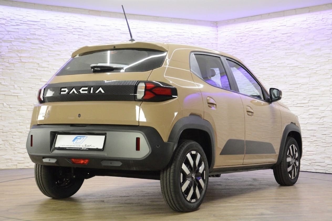 DACIA Spring Extreme-image-4