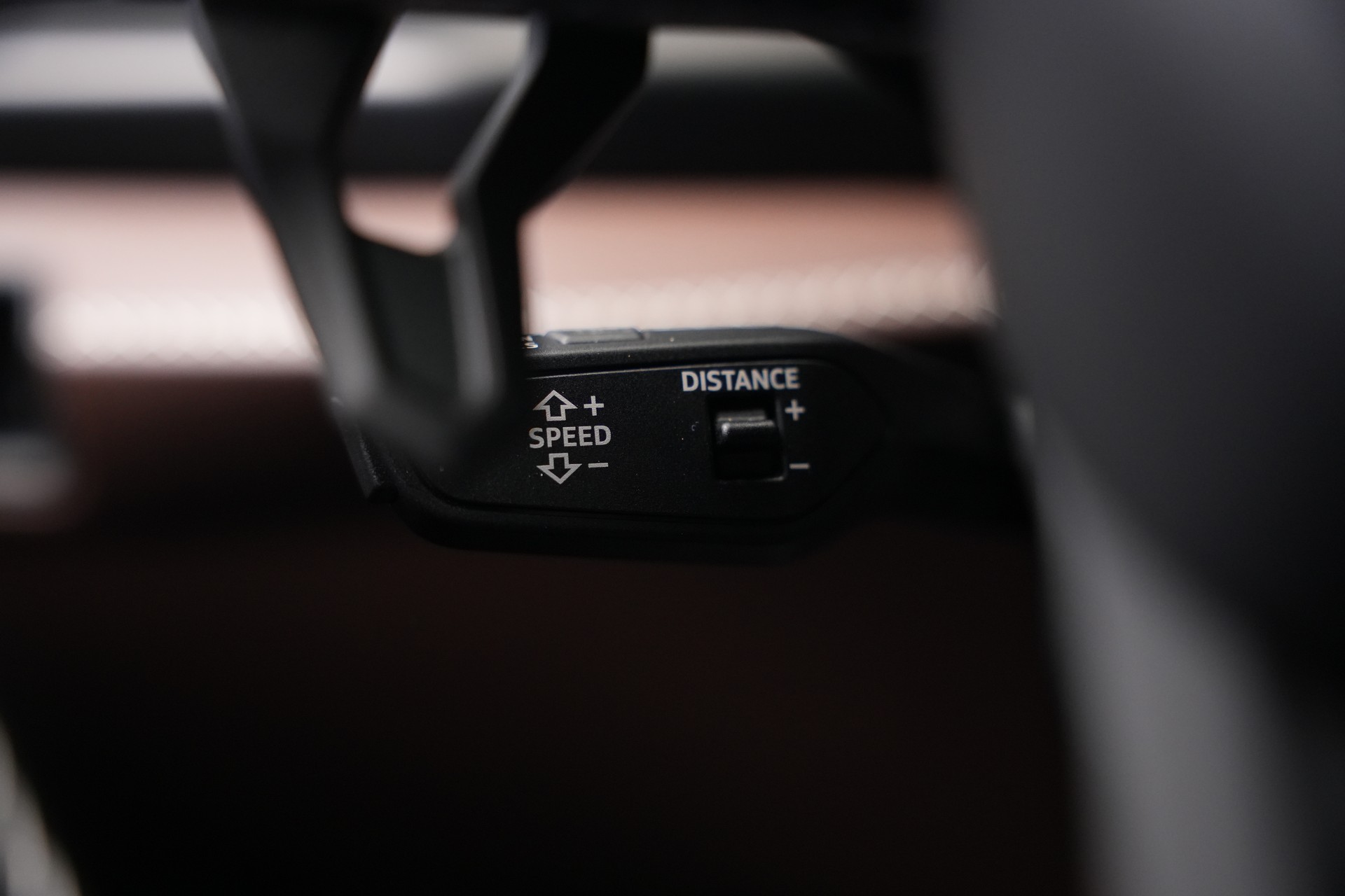 LAMBORGHINI Urus SE *CH-Fahrzeug* *Traum-Konfiguration*-image-29
