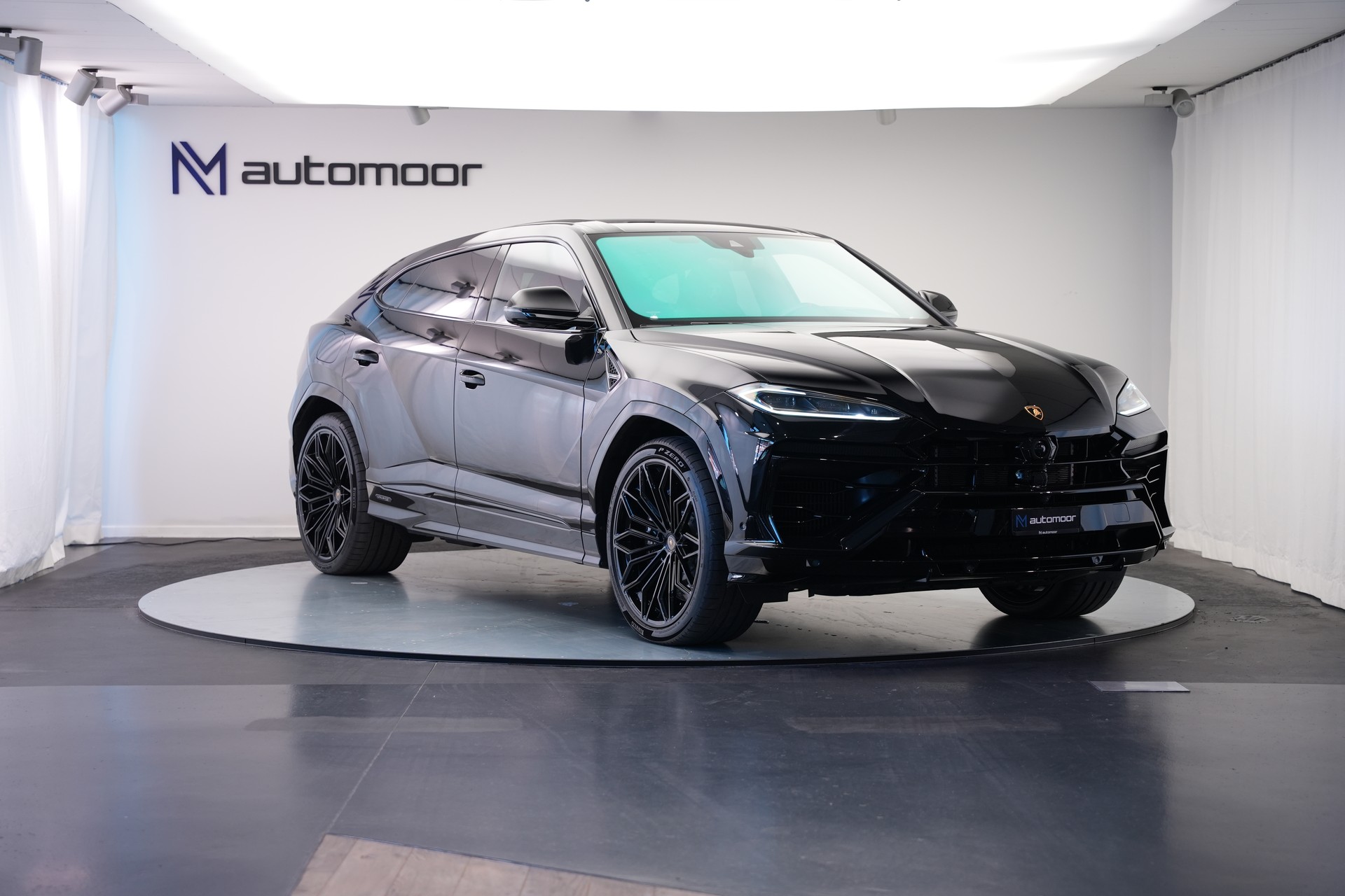 LAMBORGHINI Urus SE *CH-Fahrzeug* *Traum-Konfiguration*-showroom-element-2
