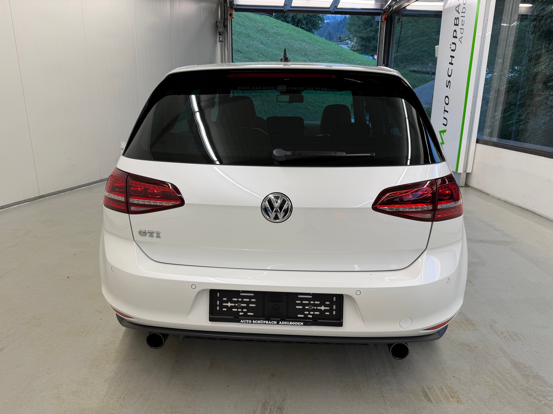 VW Golf 2.0 TSI GTI Performance DSG-image-4
