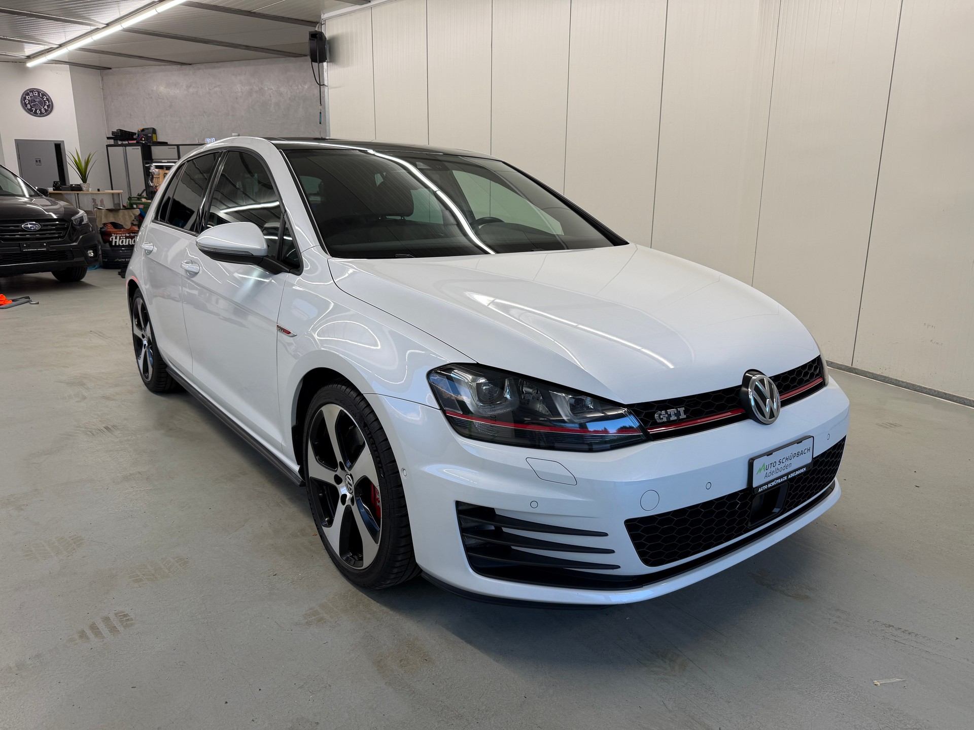 VW Golf 2.0 TSI GTI Performance DSG