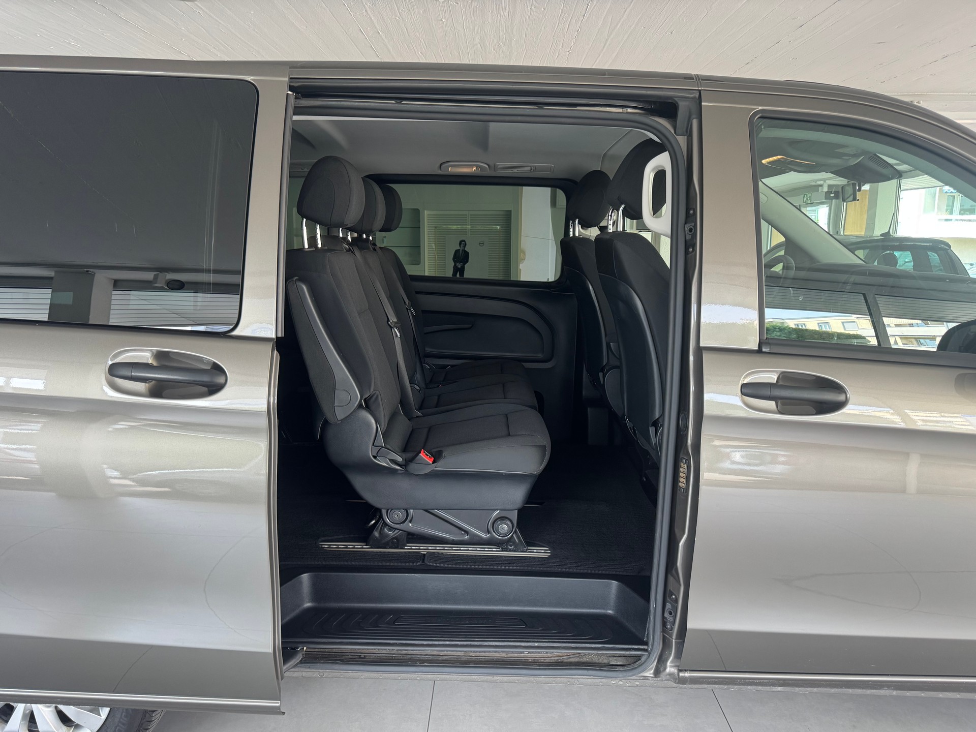 MERCEDES-BENZ Vito 116 BlueTec Tourer Pro 7G-Tronic-image-16
