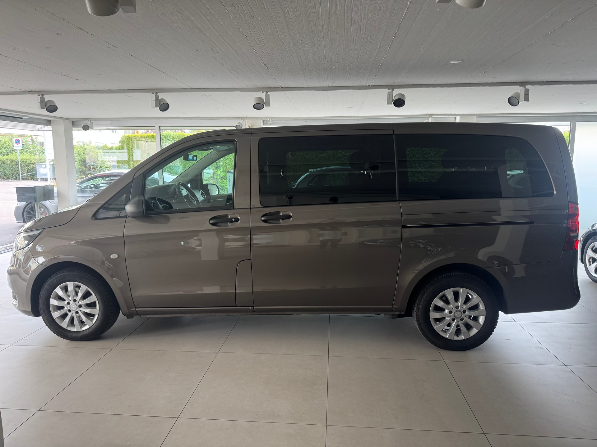 MERCEDES-BENZ Vito 116 BlueTec Tourer Pro 7G-Tronic-image-4