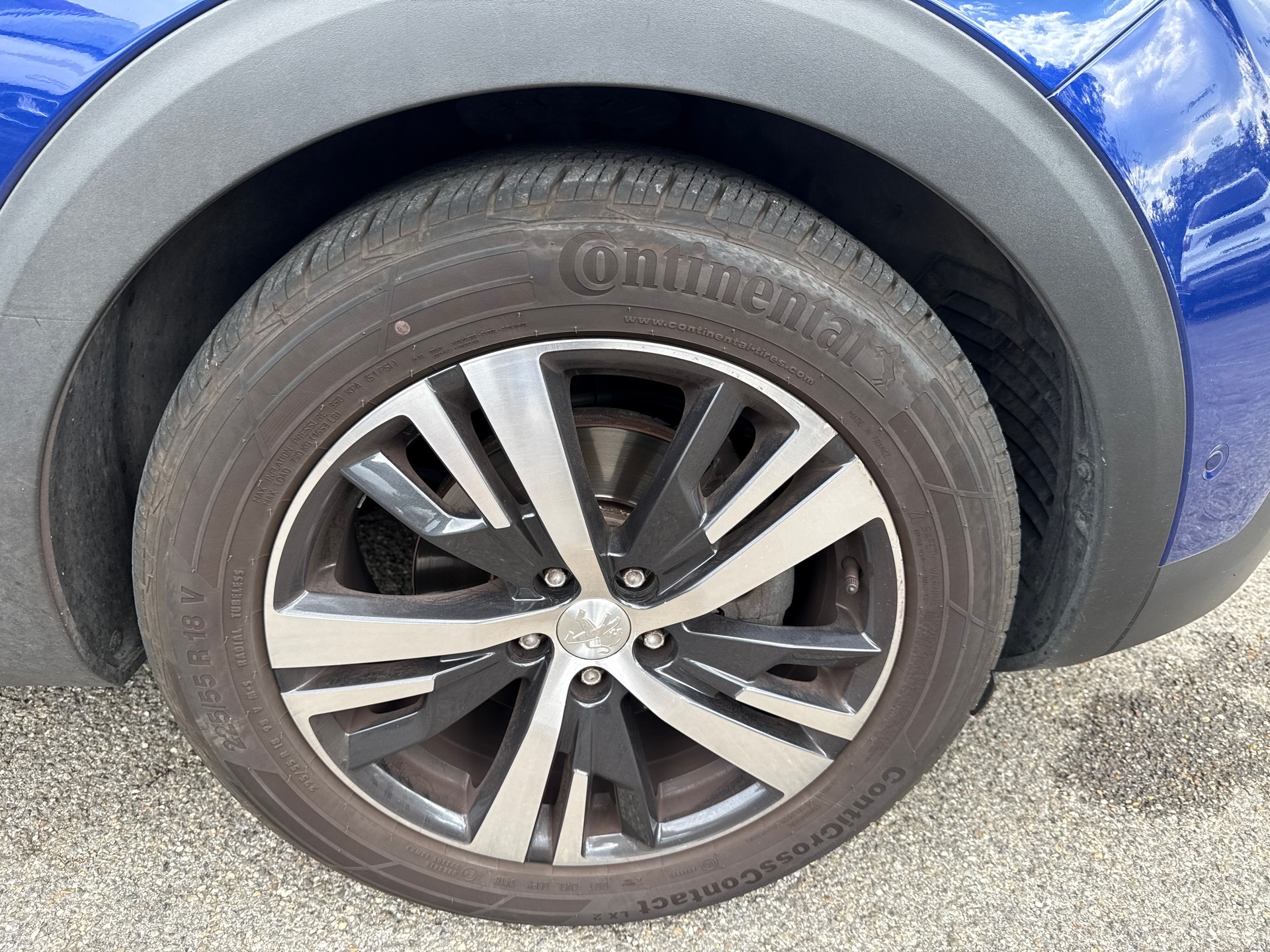 PEUGEOT 3008 1.2 PureTech Allure EAT-image-26