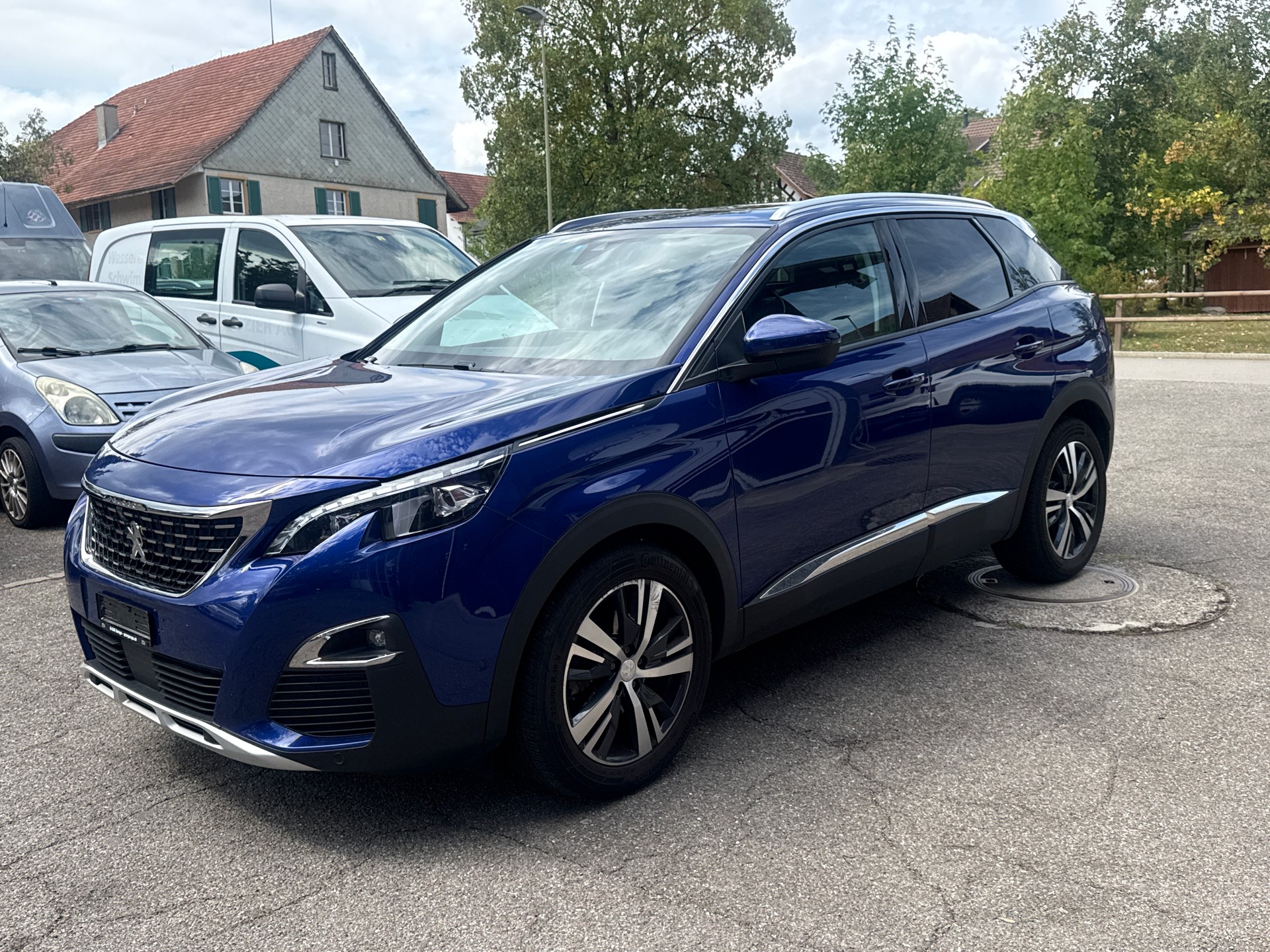 PEUGEOT 3008 1.2 PureTech Allure EAT-showroom-element-2