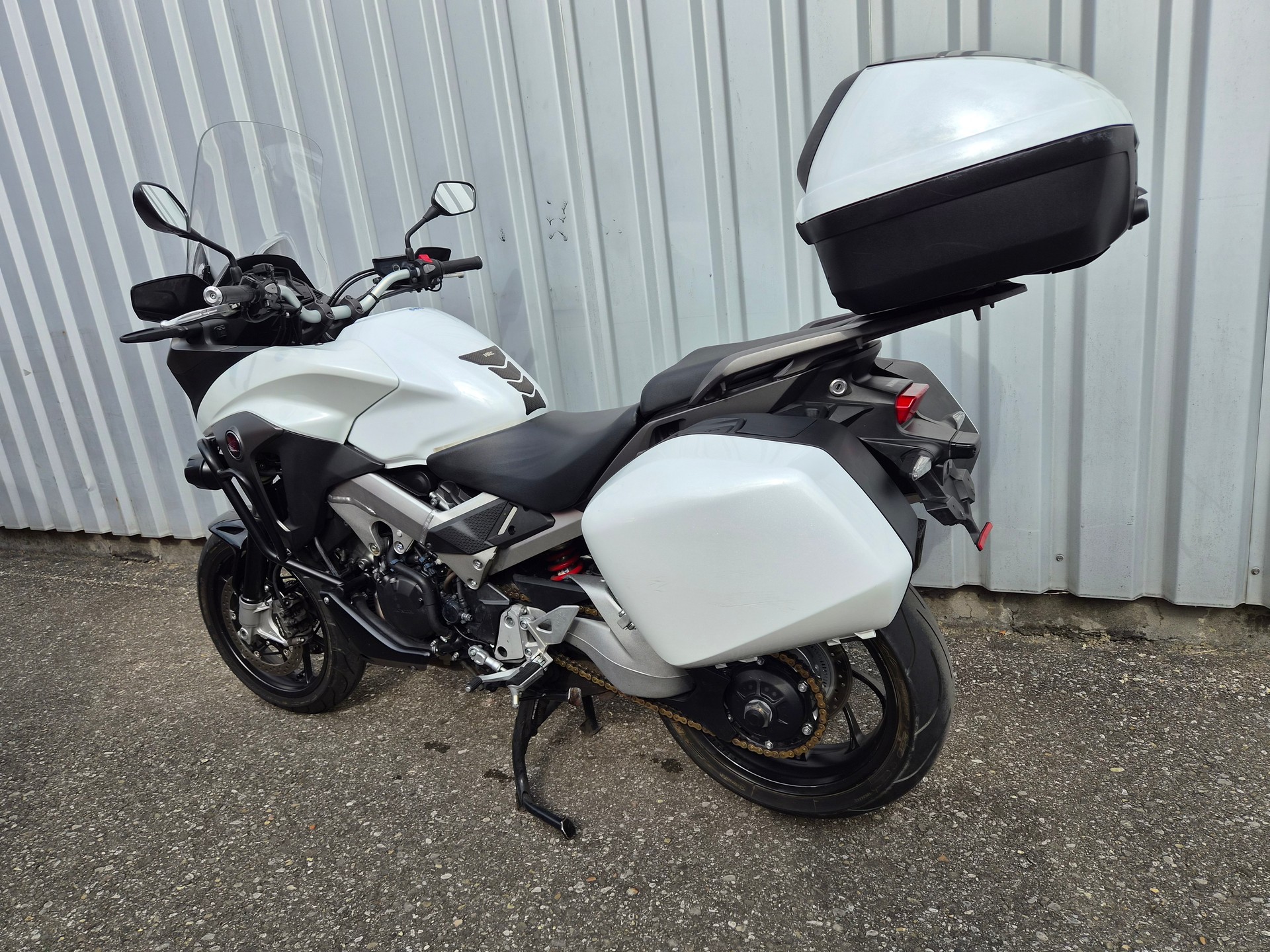 HONDA VFR 800 XA CROSSRUNNER-image-9
