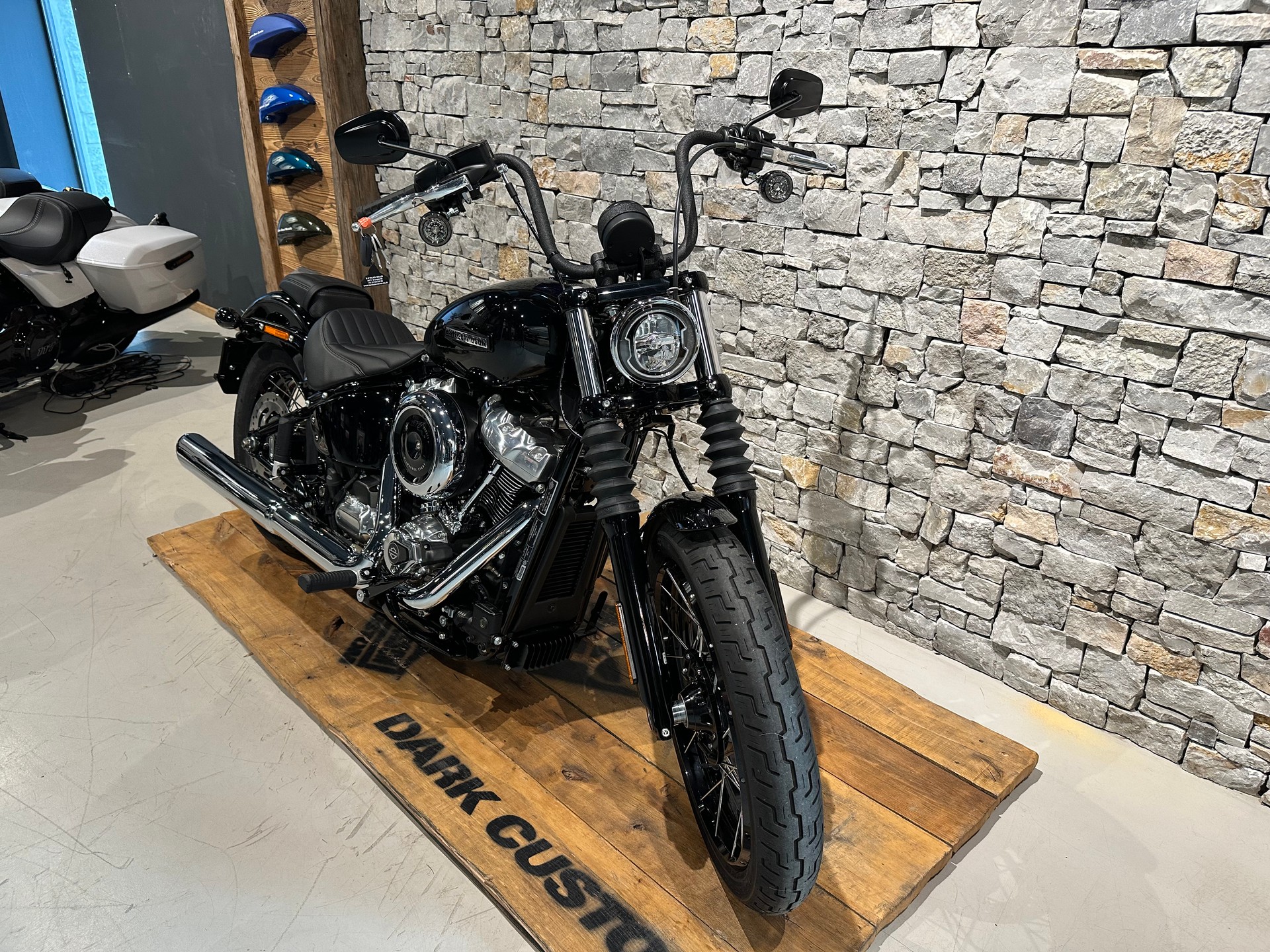 HARLEY-DAVIDSON FXBB Street Bob 117ci-image-1