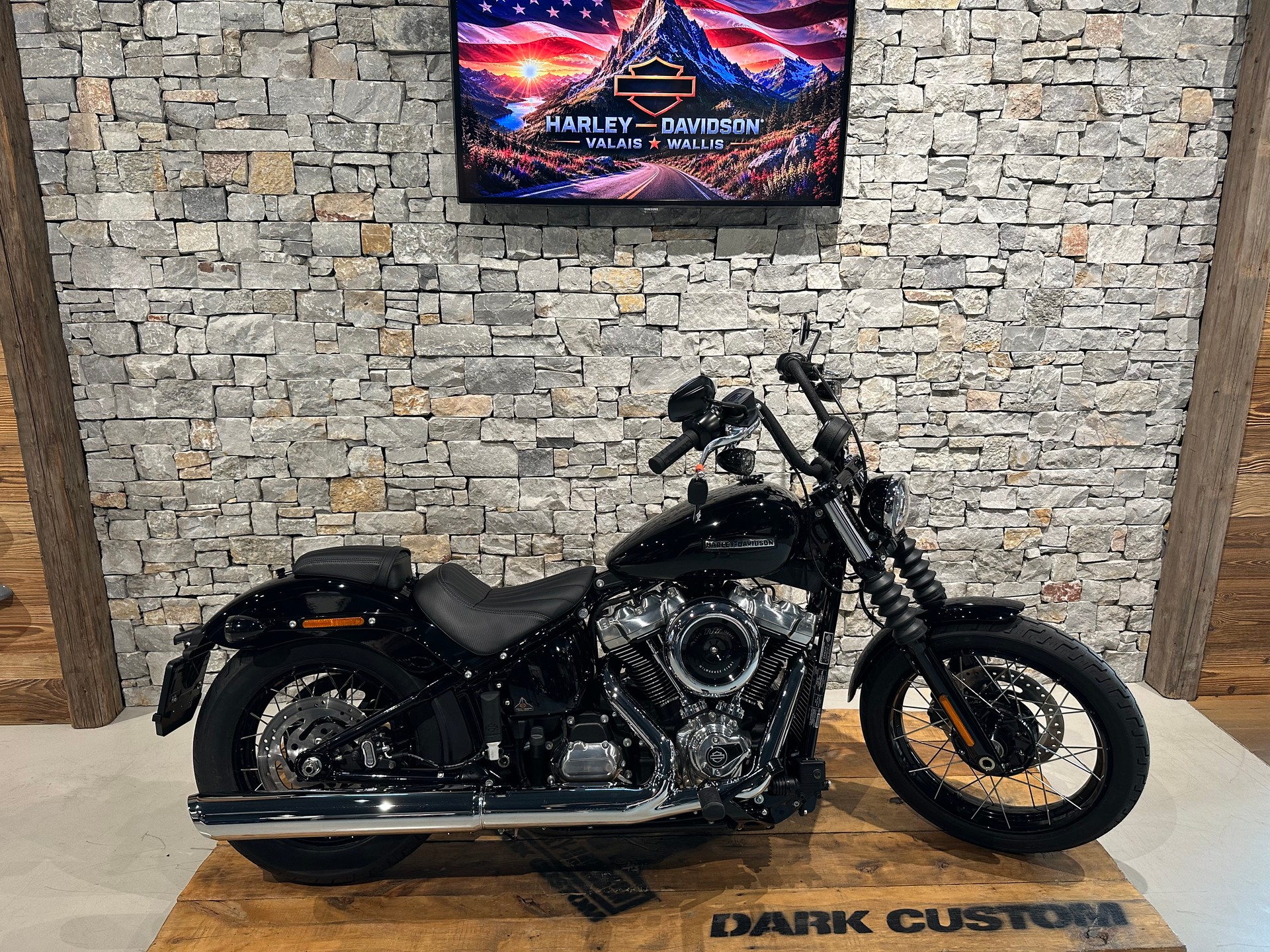 HARLEY-DAVIDSON FXBB Street Bob 117ci-image-0