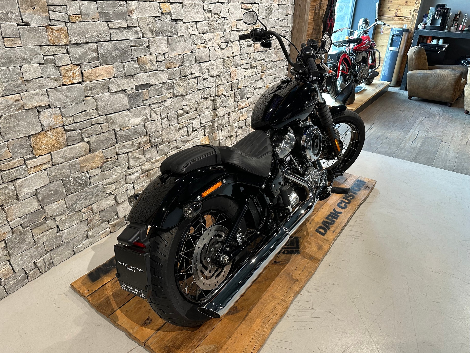 HARLEY-DAVIDSON FXBB Street Bob 117ci-image-2