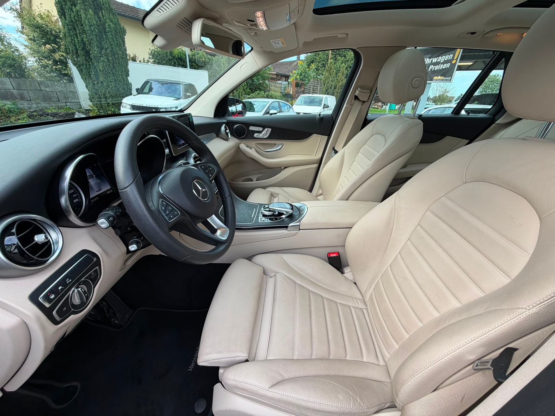 MERCEDES-BENZ GLC 250 Exclusive 4Matic 9G-Tronic-image-12