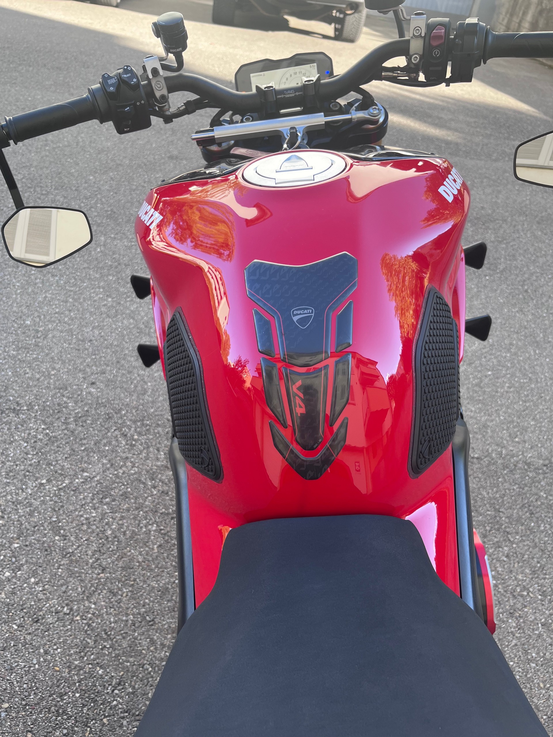 DUCATI Streetfighter V4 S-image-5