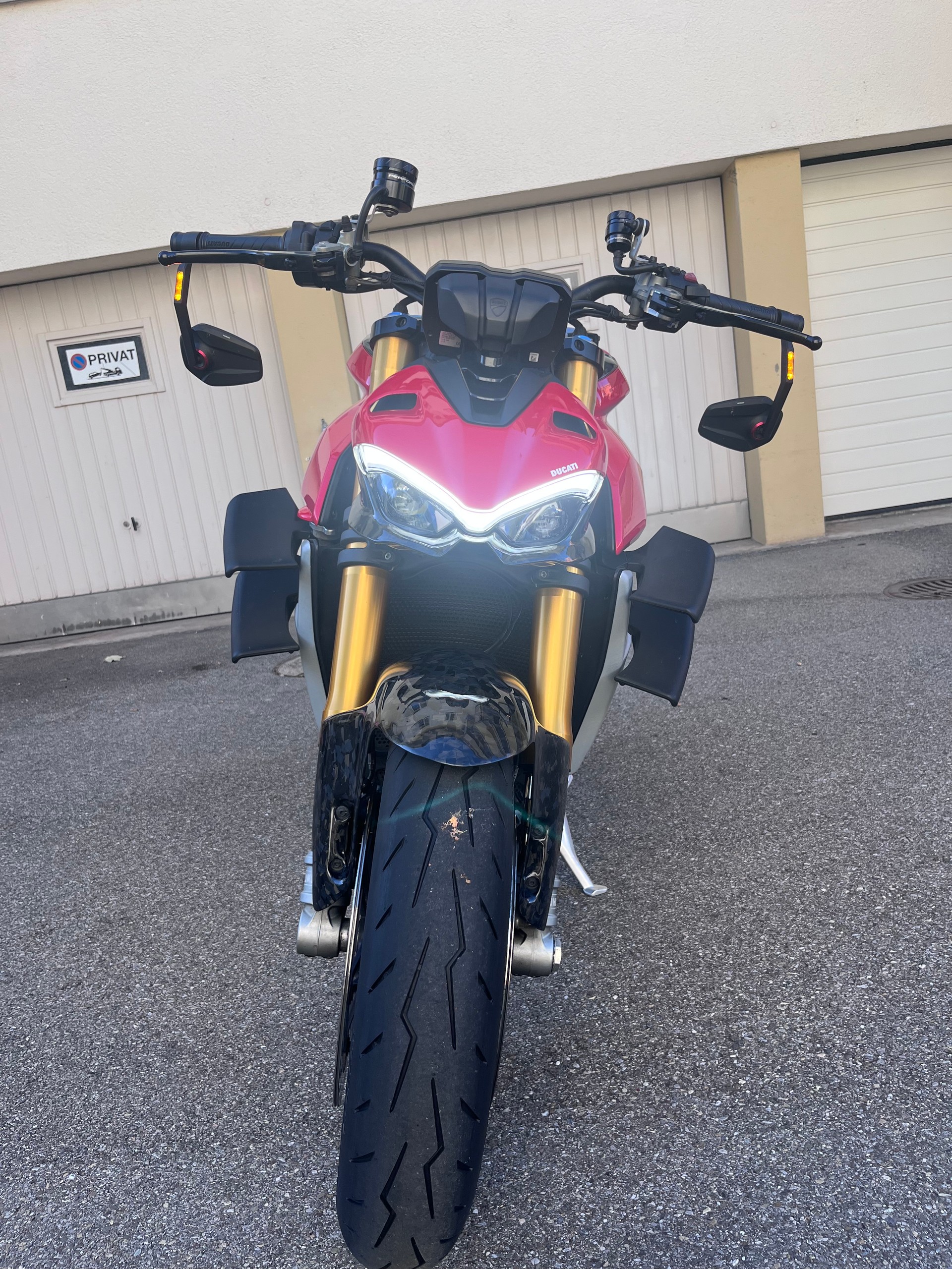 DUCATI Streetfighter V4 S-image-3