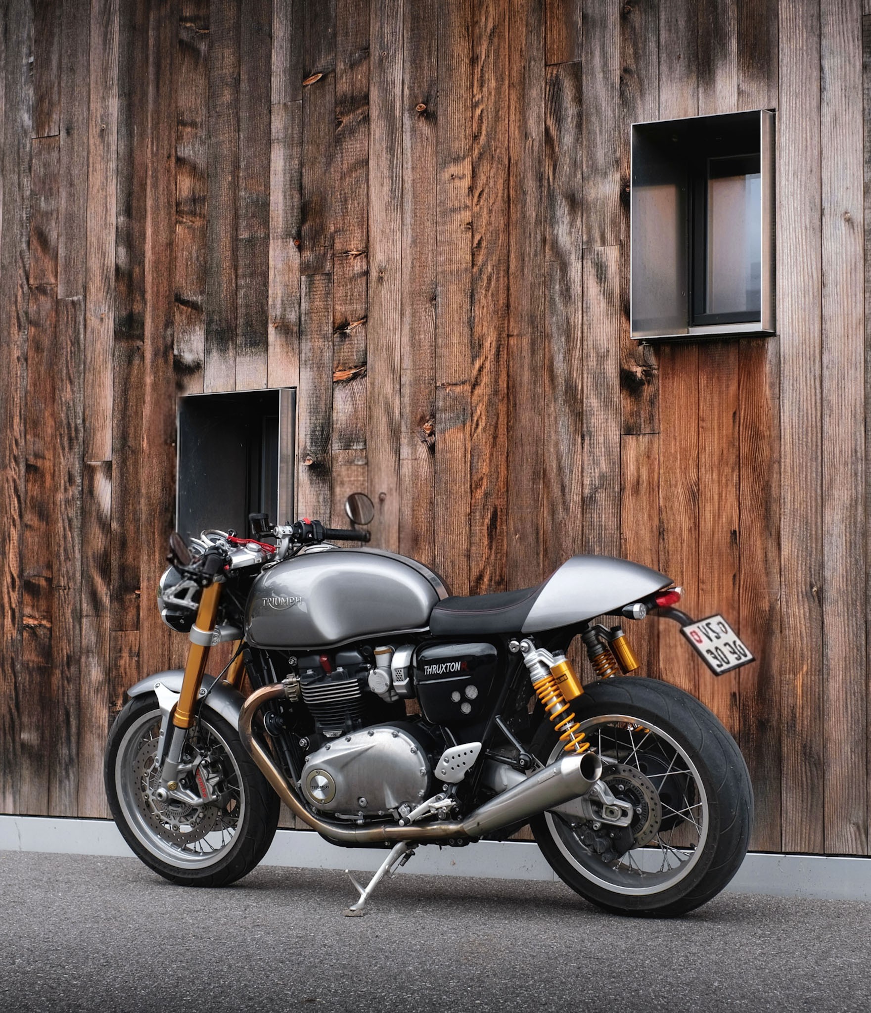 TRIUMPH Thruxton R 1200 i ABS-image-2