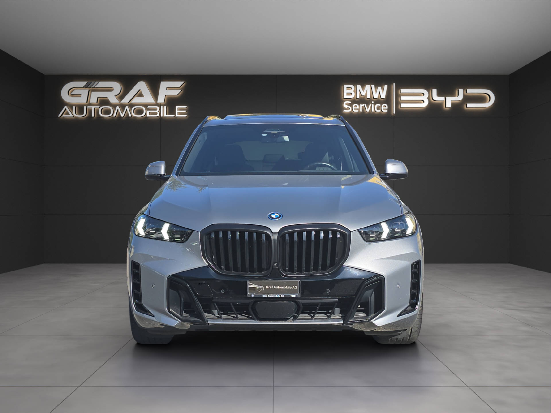 BMW X5 50e xDrive M Sport PRO ** 2'700 kg Anhängelast // 5 Jahre GARANTIE **-showroom-element-1