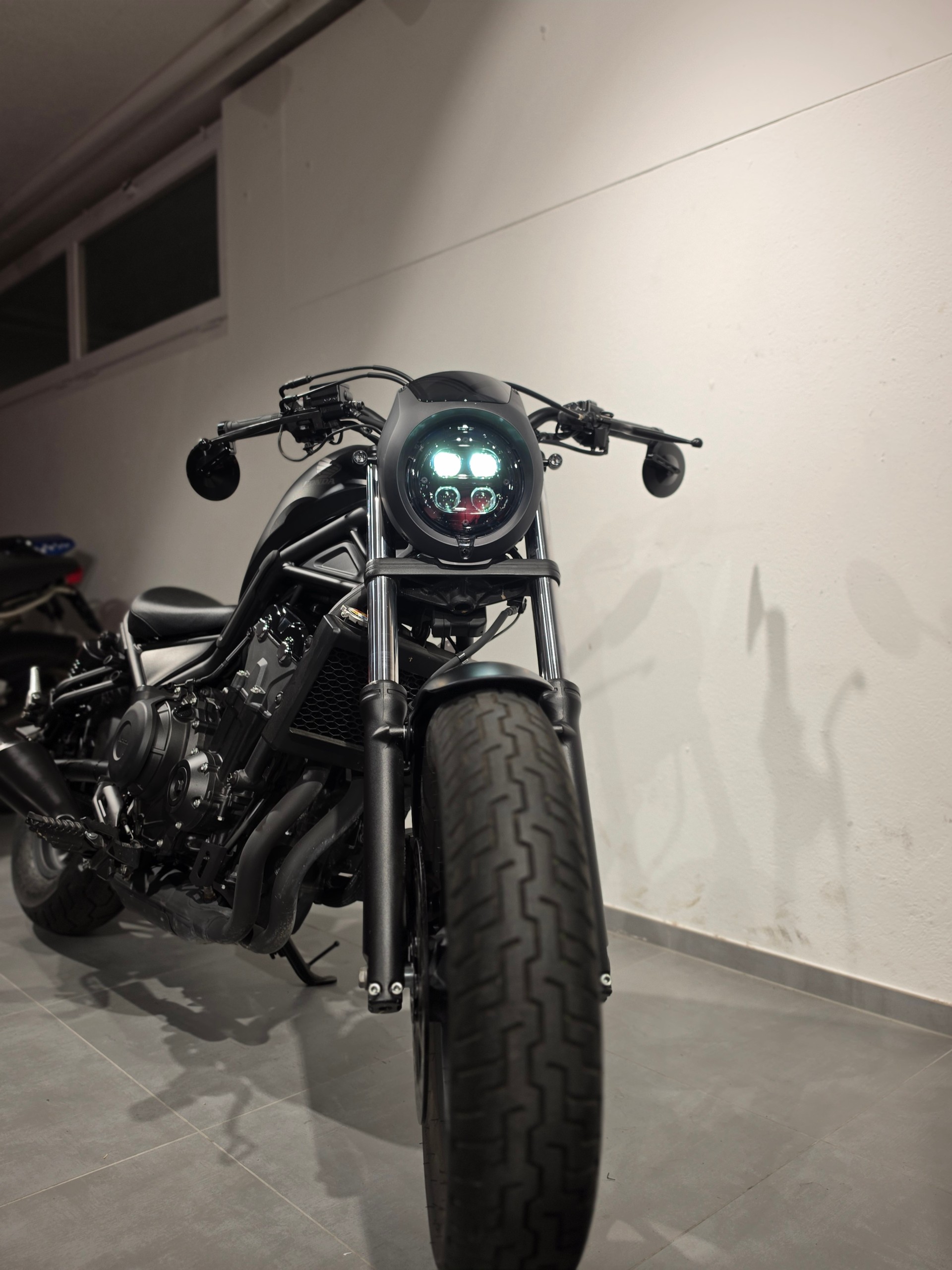 HONDA CMX500 Rebel-image-1