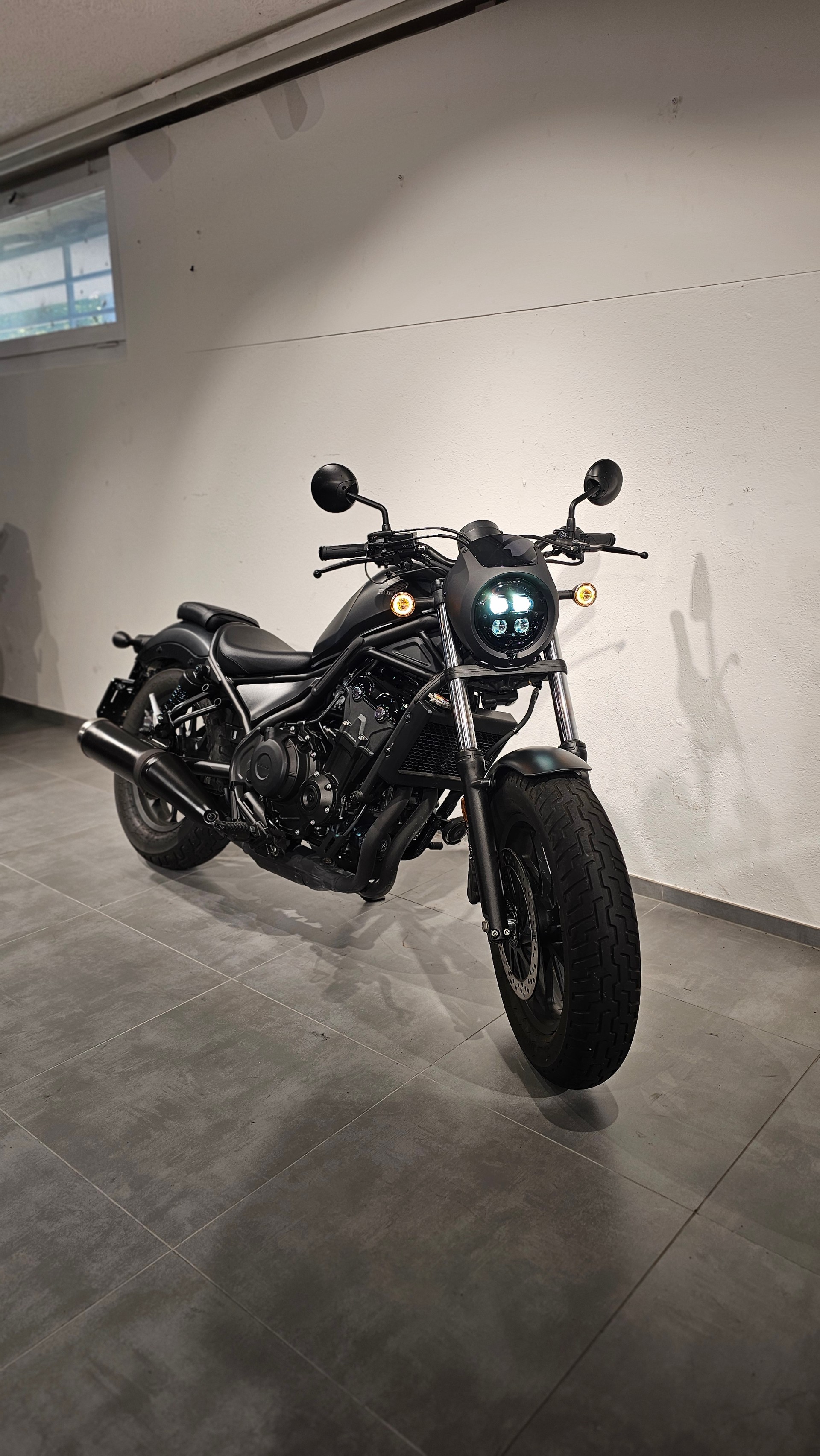 HONDA CMX500 Rebel-image-1