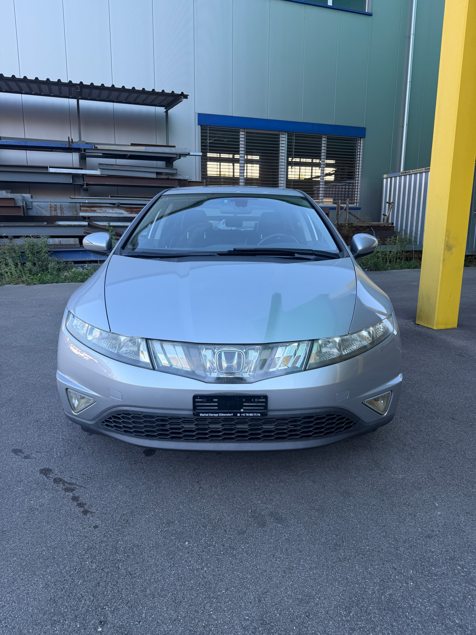 HONDA Civic 1.8i Comfort-image-1