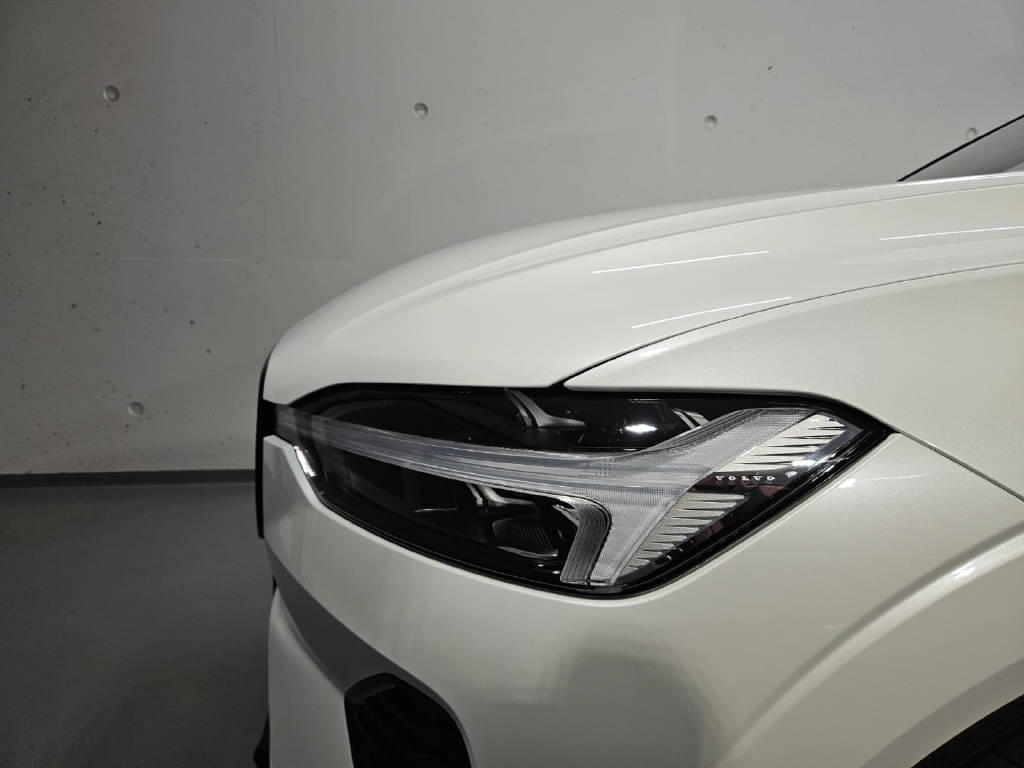 VOLVO XC60 2.0 T6 TE Plus Dark eAWD-image-11