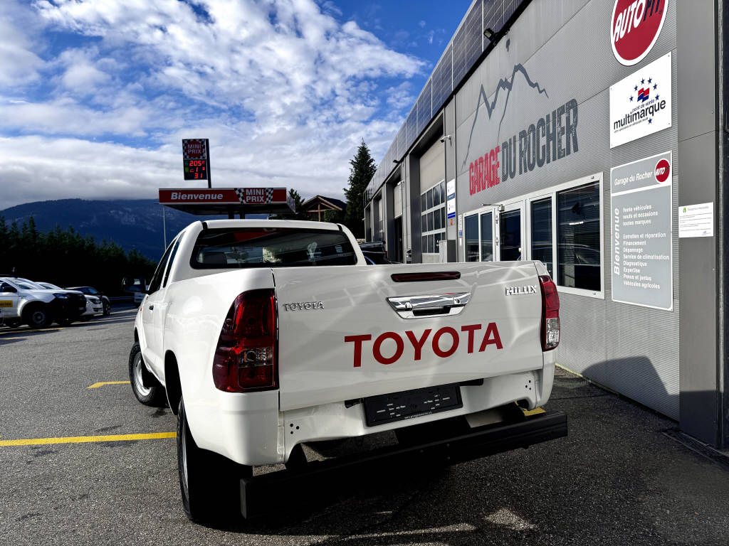 TOYOTA Hilux Extra Cab.-pick-up 2.5 D-4D Linea Luna-showroom-element-3