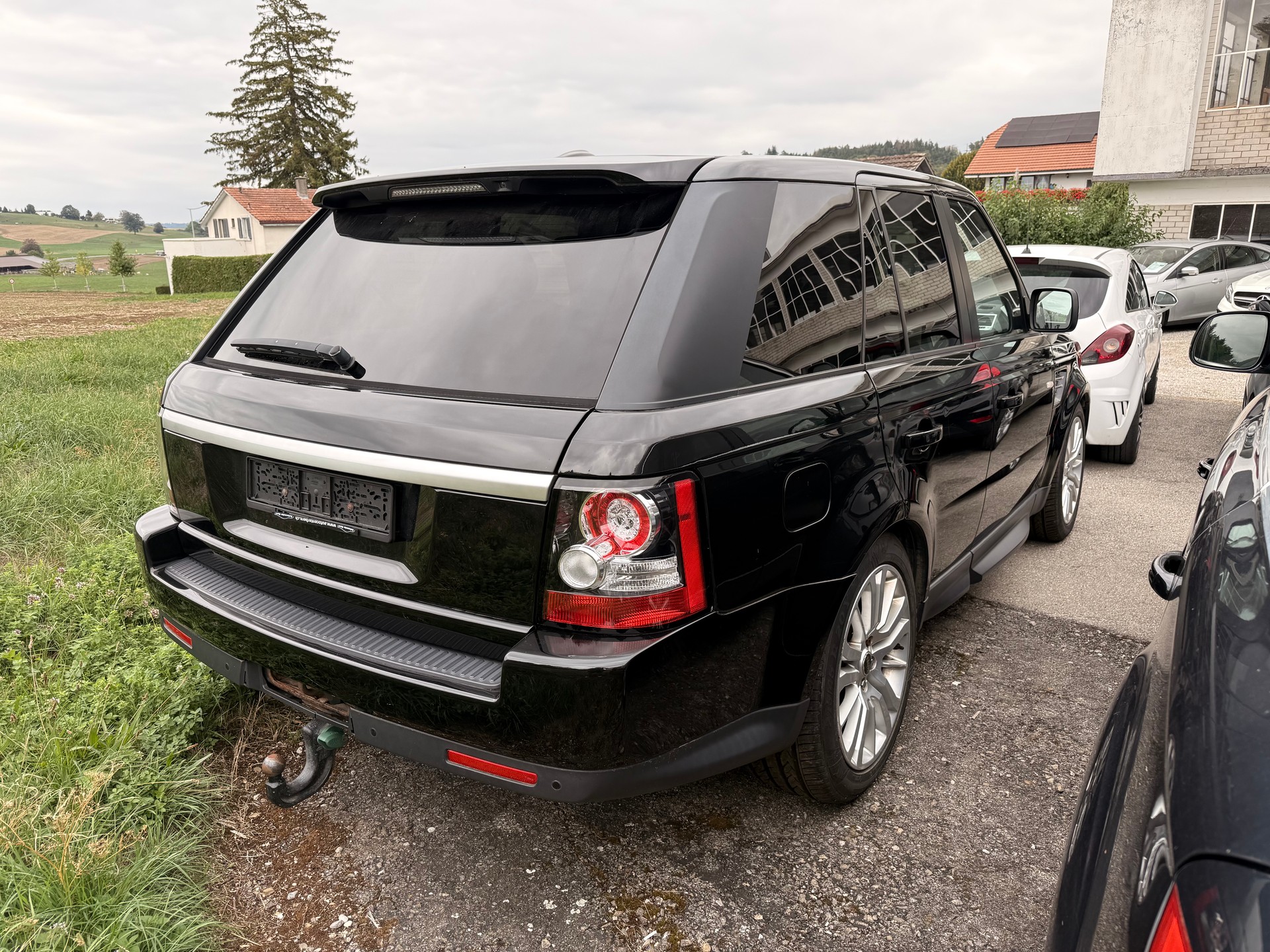LAND ROVER Range Rover Sport 3.0 TDV6 Autobiography Automatic-showroom-element-2