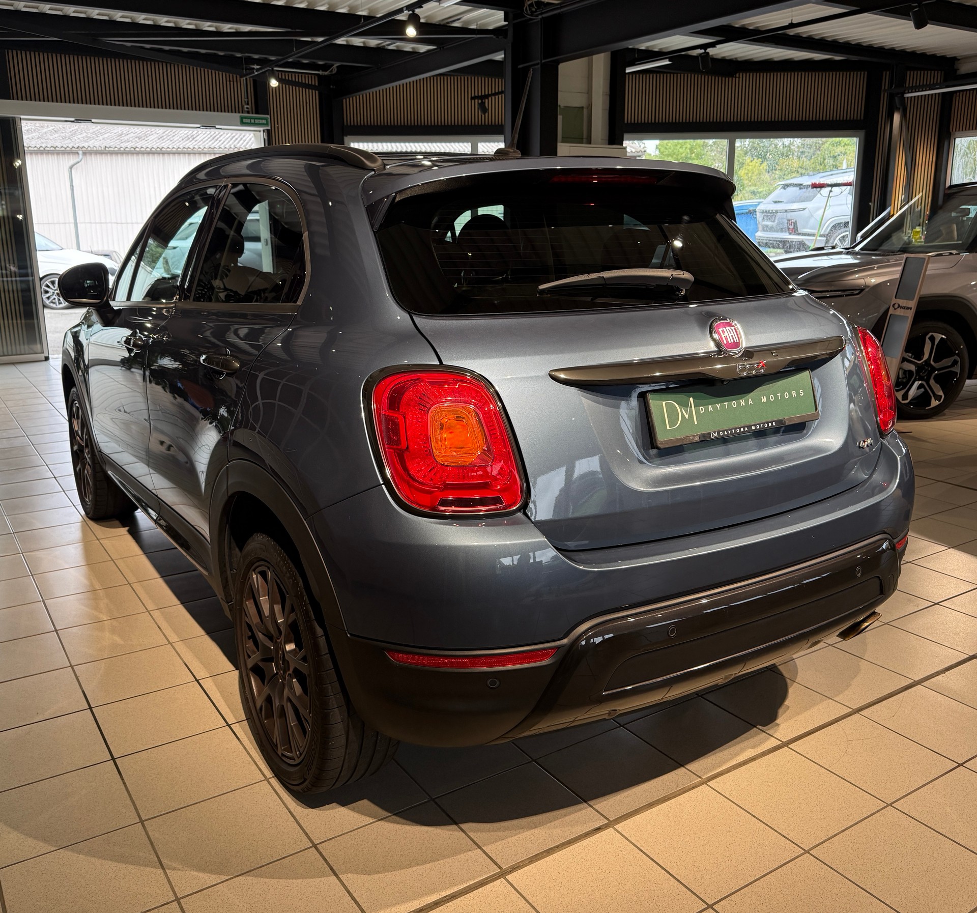 FIAT 500X 1.4T Off Road S-Design 4x4 Automatic-image-5