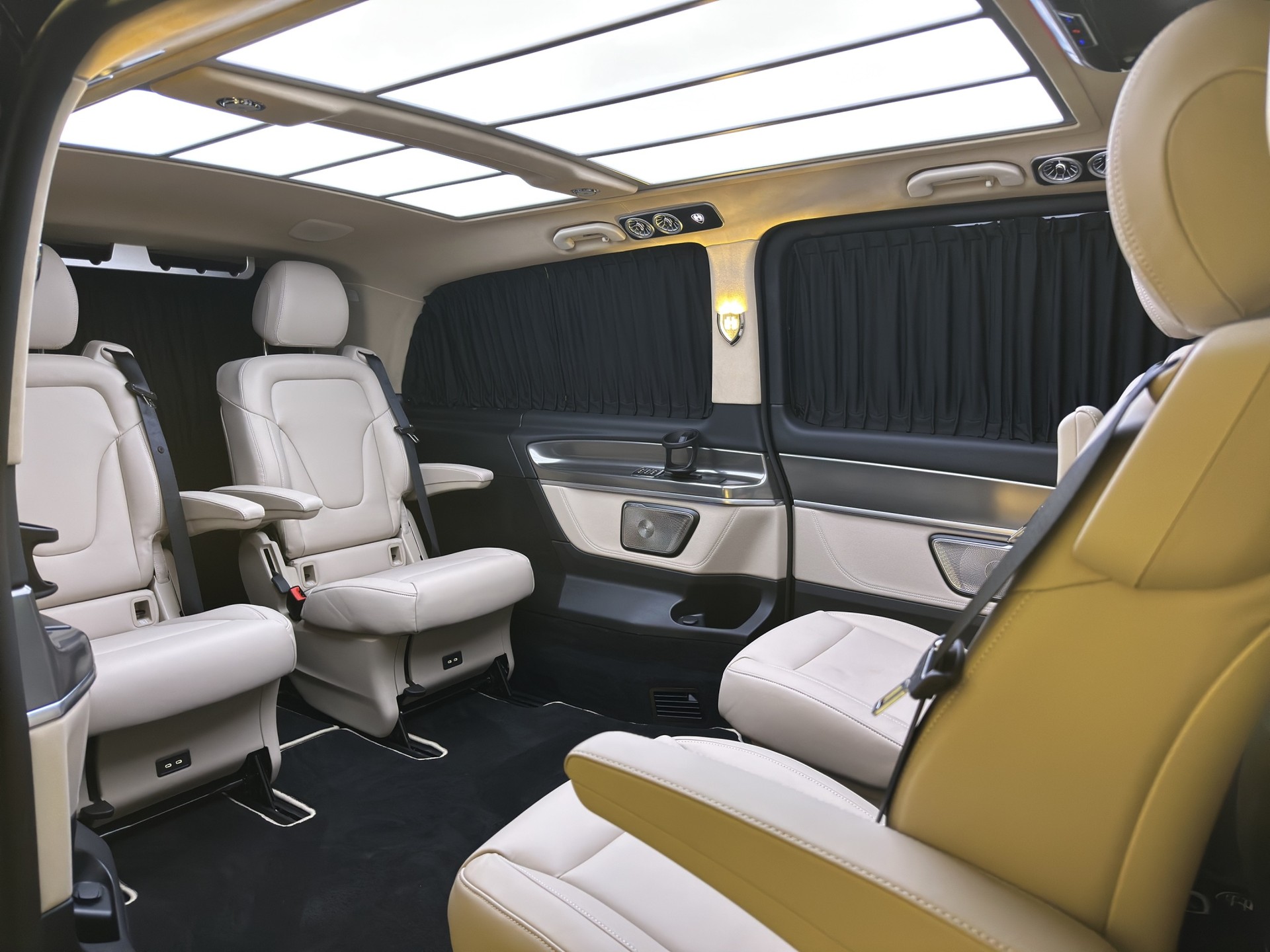 MERCEDES-BENZ MERCEDES-BENZ V 300 d Extra-Lang 4matic Exclusive FALCON AVERS V.I.P-image-39