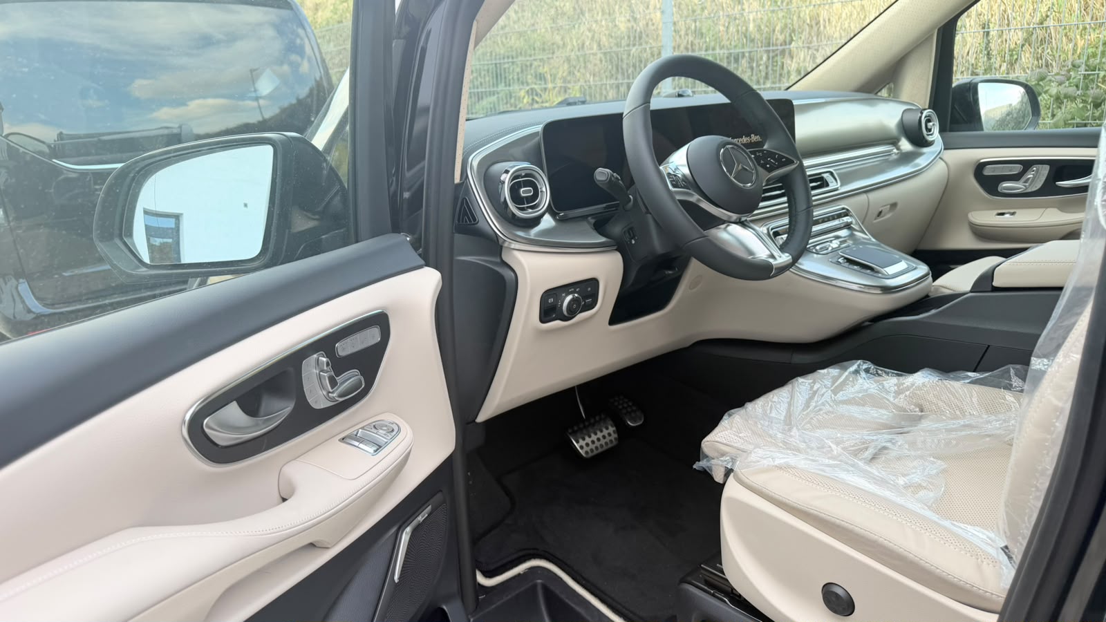 MERCEDES-BENZ MERCEDES-BENZ V 300 d Extra-Lang 4matic Exclusive FALCON AVERS V.I.P-image-24