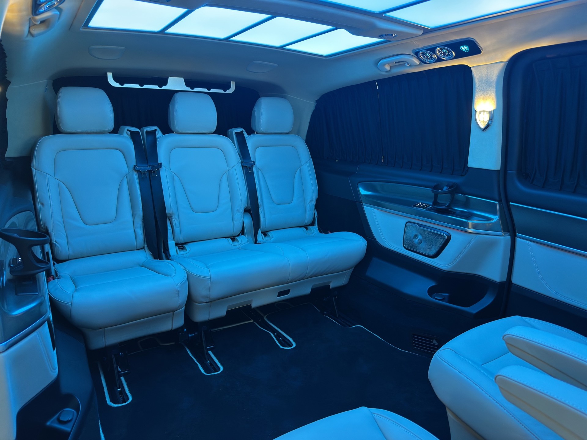 MERCEDES-BENZ MERCEDES-BENZ V 300 d Extra-Lang 4matic Exclusive FALCON AVERS V.I.P-image-51
