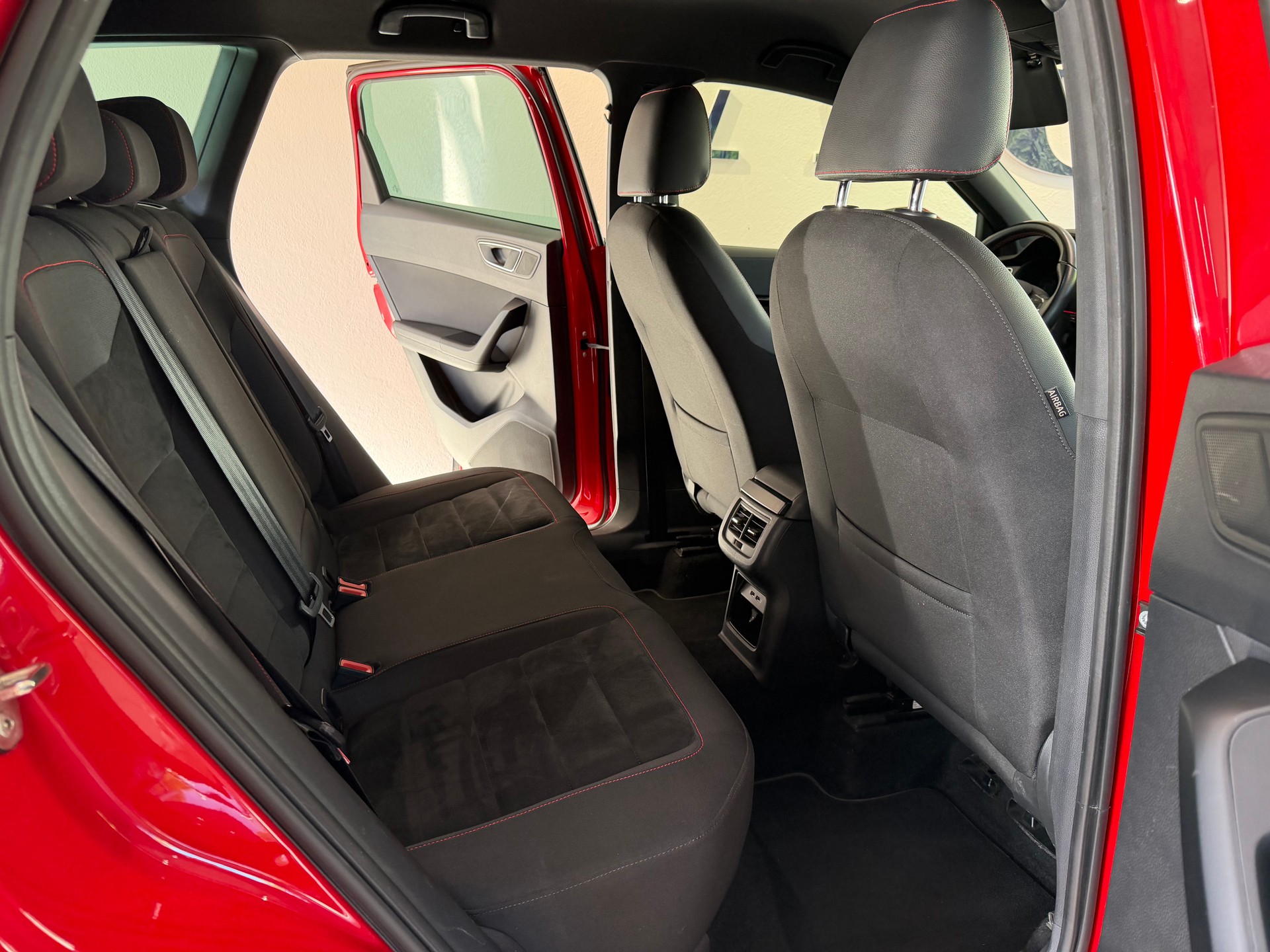 SEAT Ateca 2.0 TDI CR FR 4Drive-image-9