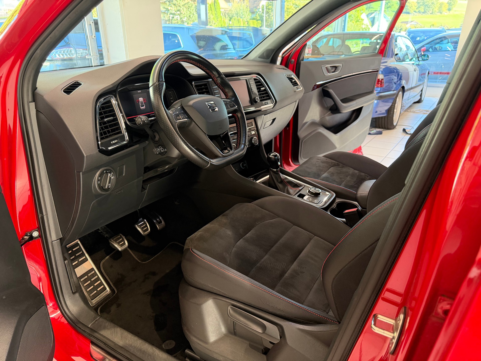 SEAT Ateca 2.0 TDI CR FR 4Drive-image-6