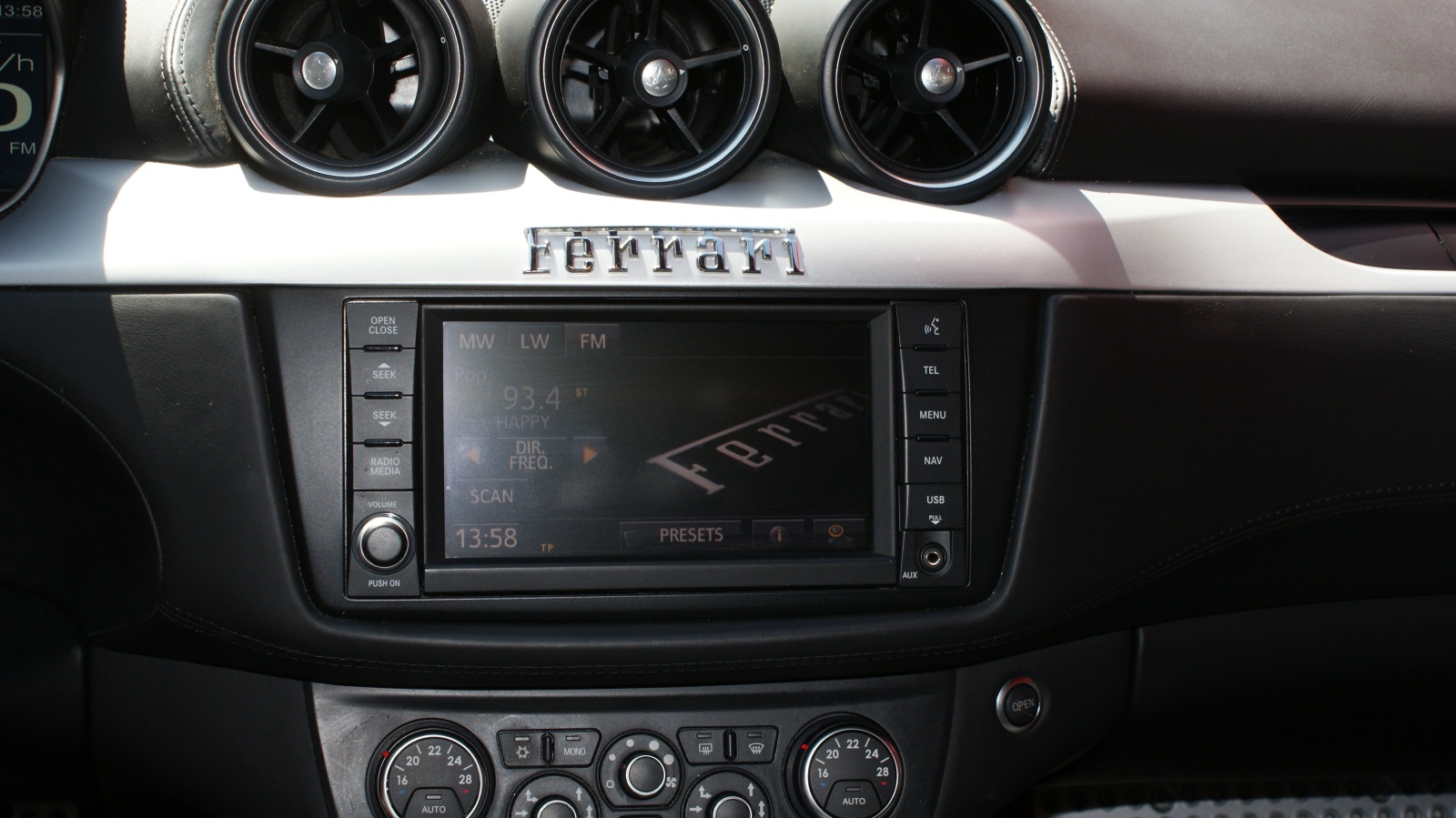 FERRARI FF-image-4