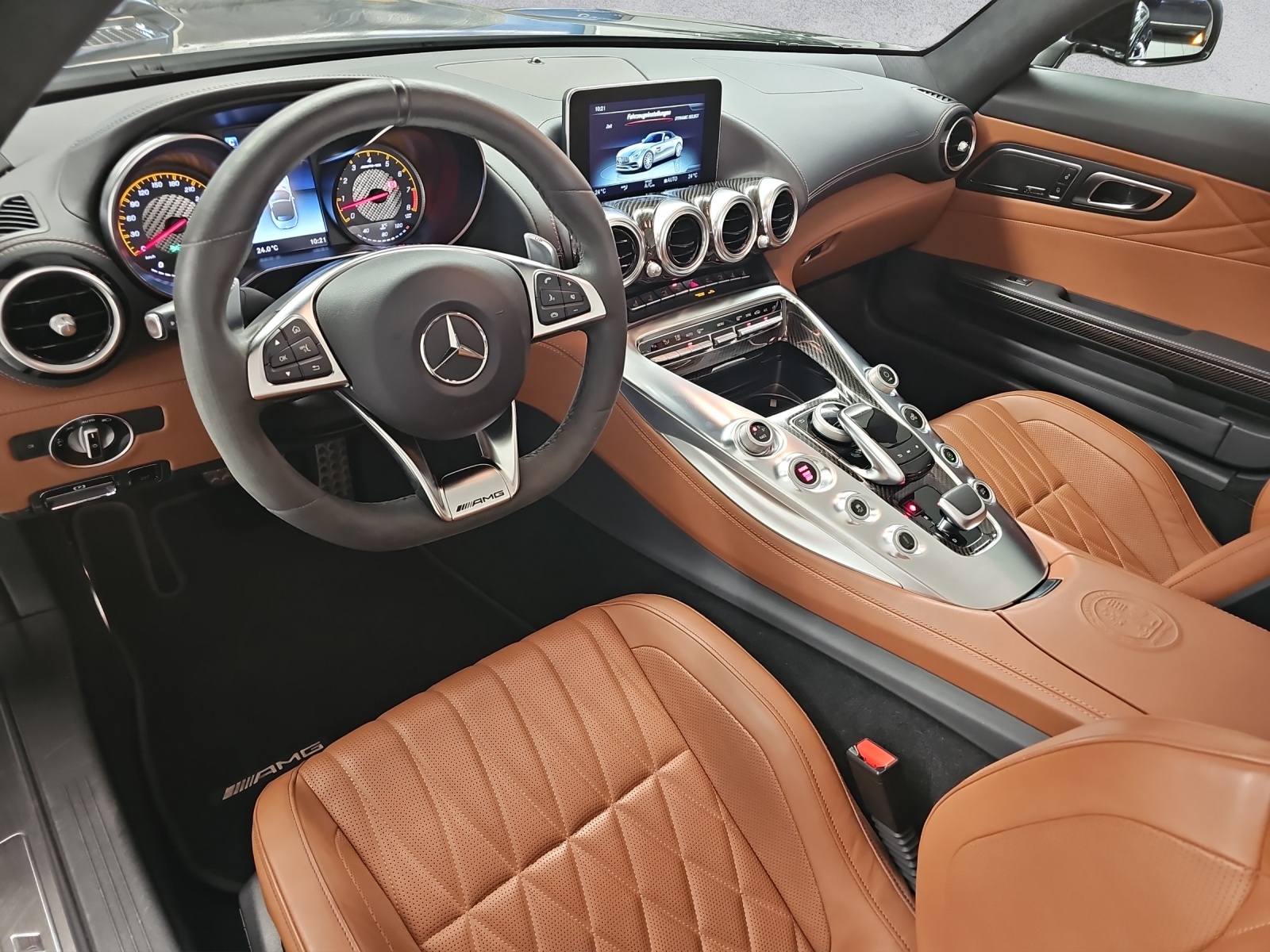 MERCEDES-BENZ AMG GT C Roadster Speedshift DCT-image-7