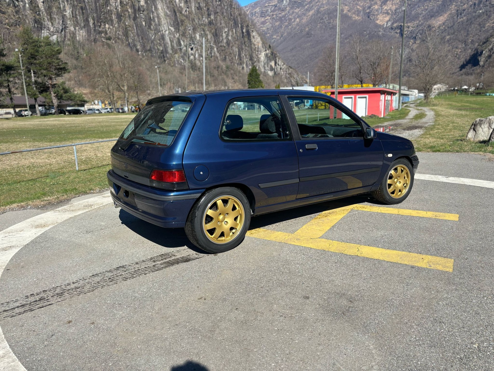 RENAULT Clio 2.0 16V Williams-image-9