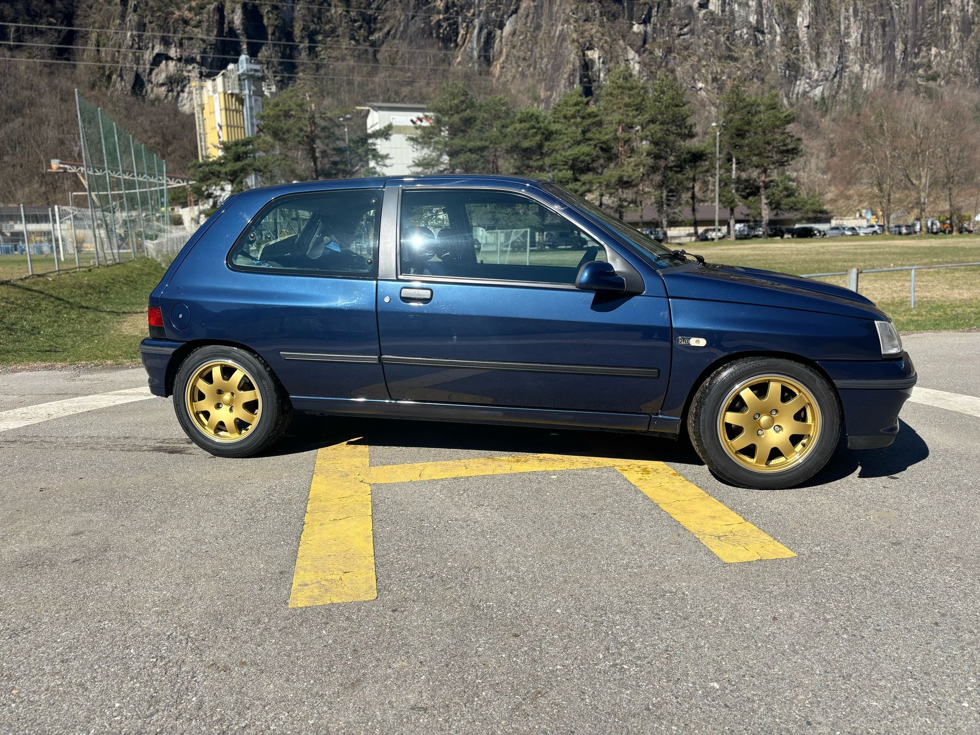 RENAULT Clio 2.0 16V Williams-image-11
