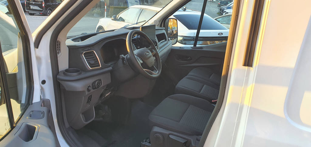 FORD Transit Van 350 L2H3 2.0 EcoBlue 165 Trend-image-8