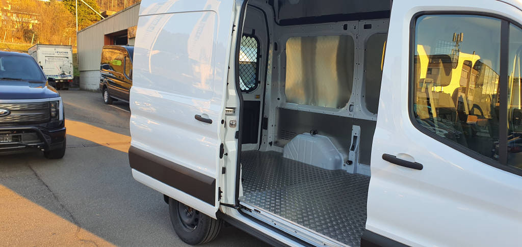 FORD Transit Van 350 L2H3 2.0 EcoBlue 165 Trend-image-5