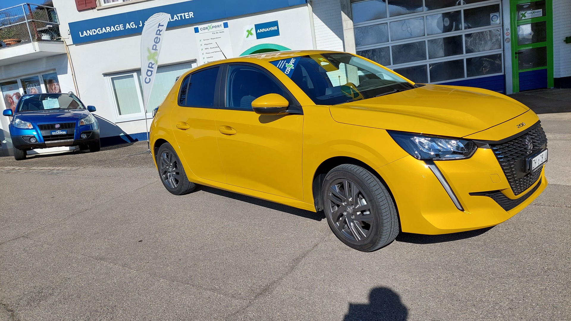 PEUGEOT 208 1.2 PureTech Active Pack-image-1