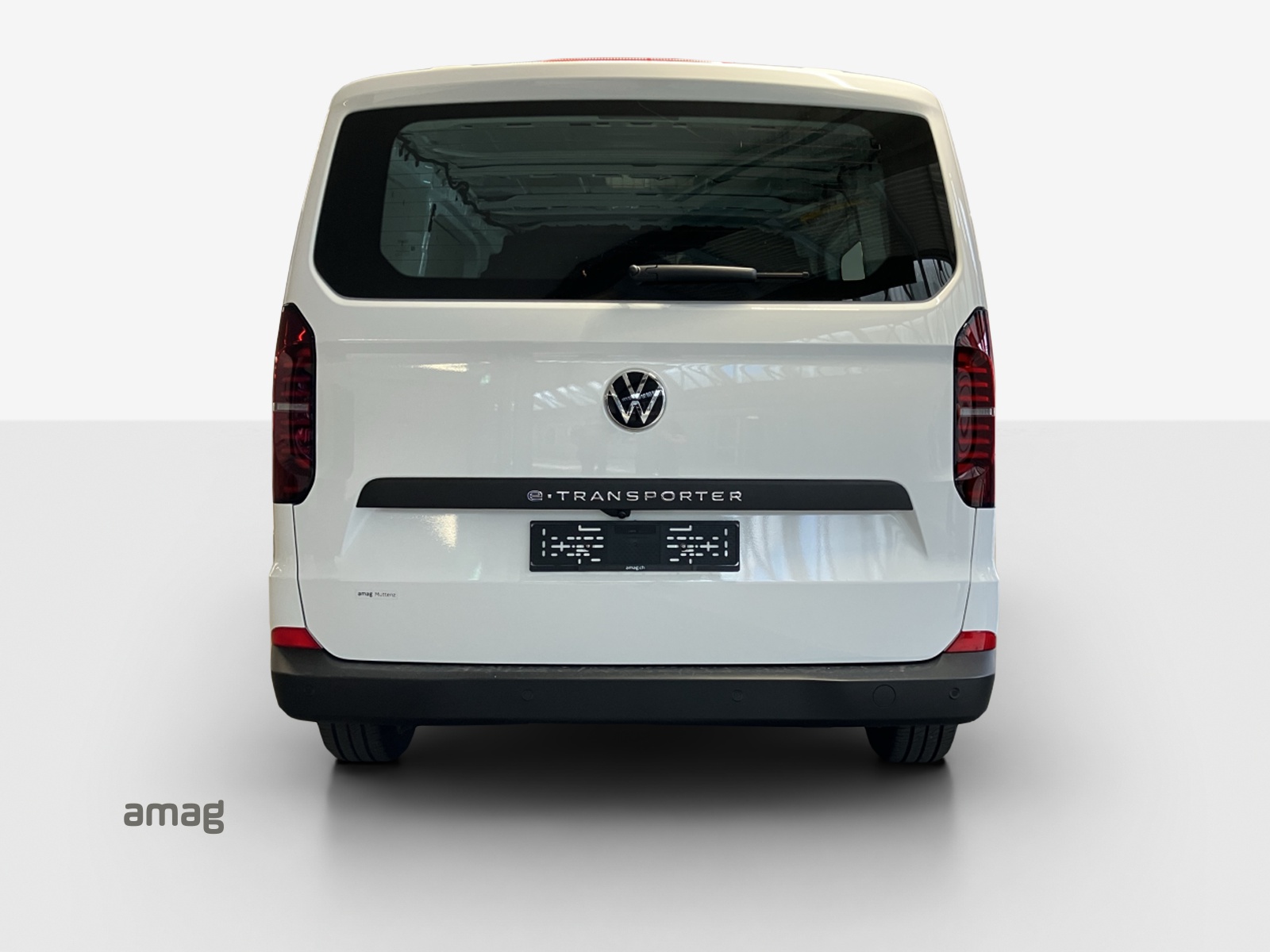 VW e-Transporter 70 kWh-showroom-element-3